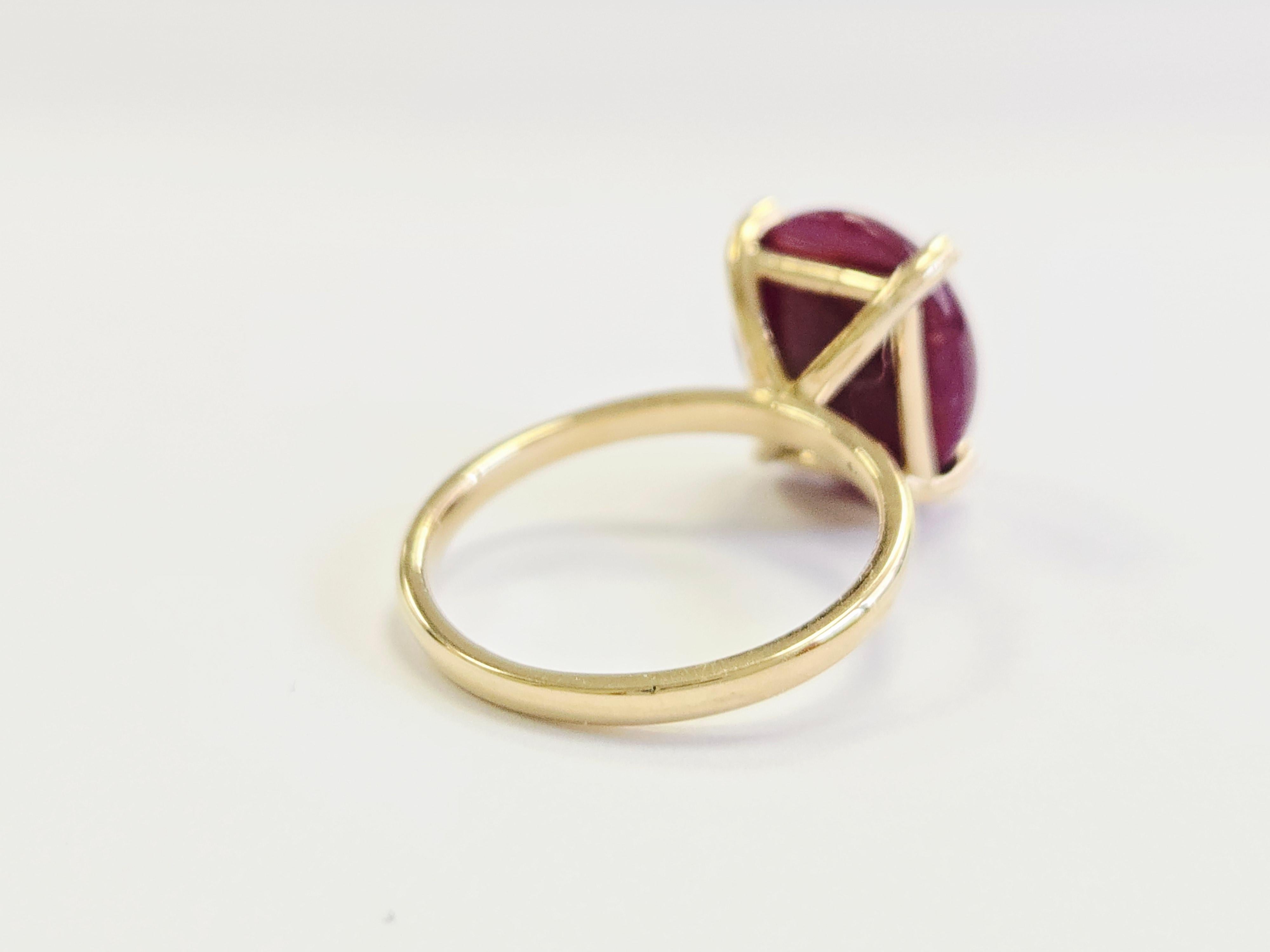 GIA 8.02 ct cabochon Ruby Ring 14 Karat Yellow Gold im Angebot 1