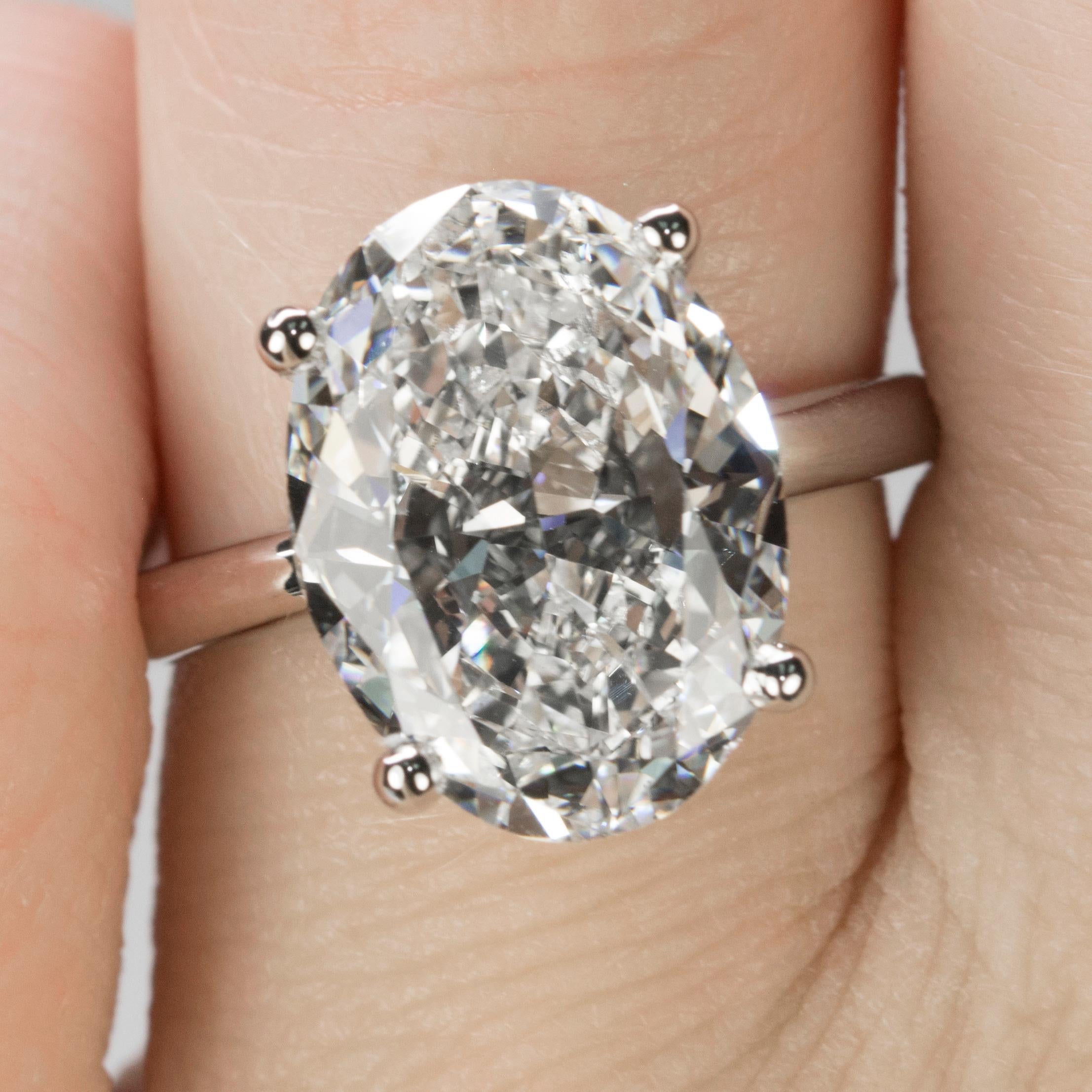 GIA 8.03 Carat Oval Brilliant Diamond Ring In New Condition In Sarasota, FL