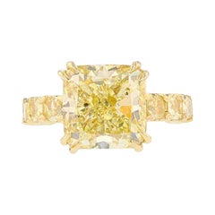 GIA 8.03 Diamante Amarillo Fancy Cushion Anillo de Diamantes de Oro Amarillo de 18k 2.99ct
