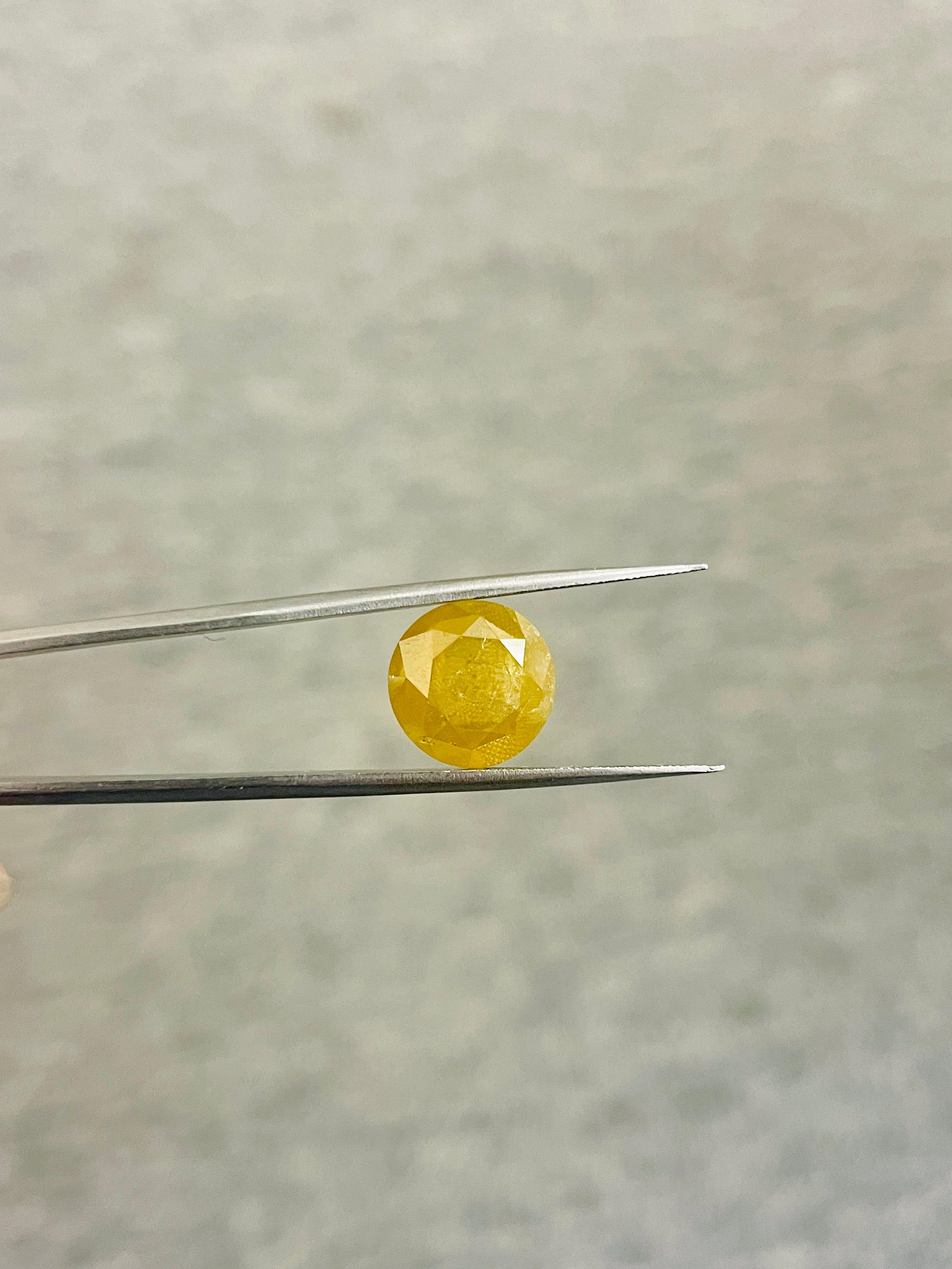 SAMPLE VENTE GIA 8,17 carats, diamant rond jaune naturel de fantaisie en vente 2