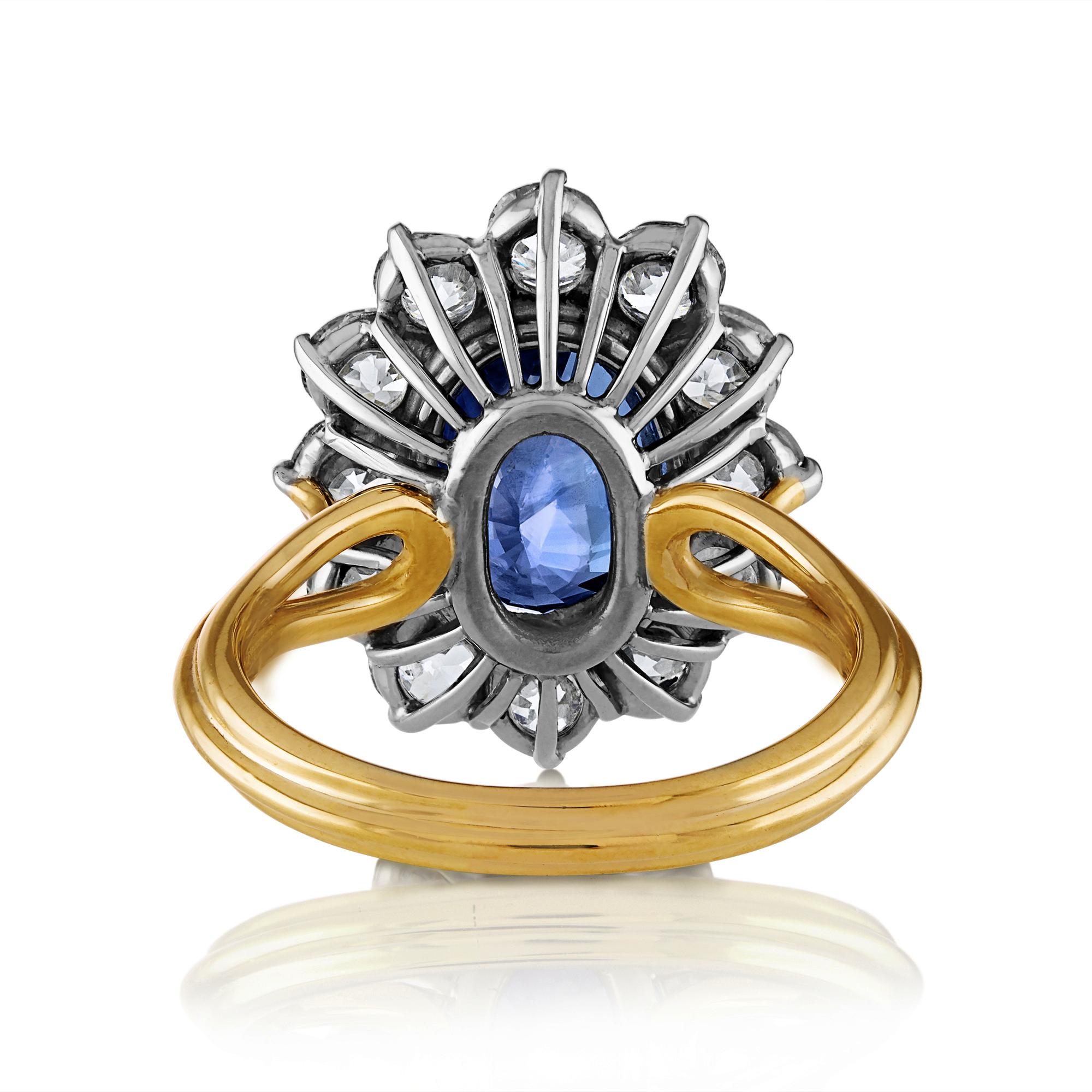 Gia 8,42 Karat Ceylon No Heat Kornblumenblauer Saphir Diamant Platin 18kyg Ring im Zustand „Gut“ in New York, NY