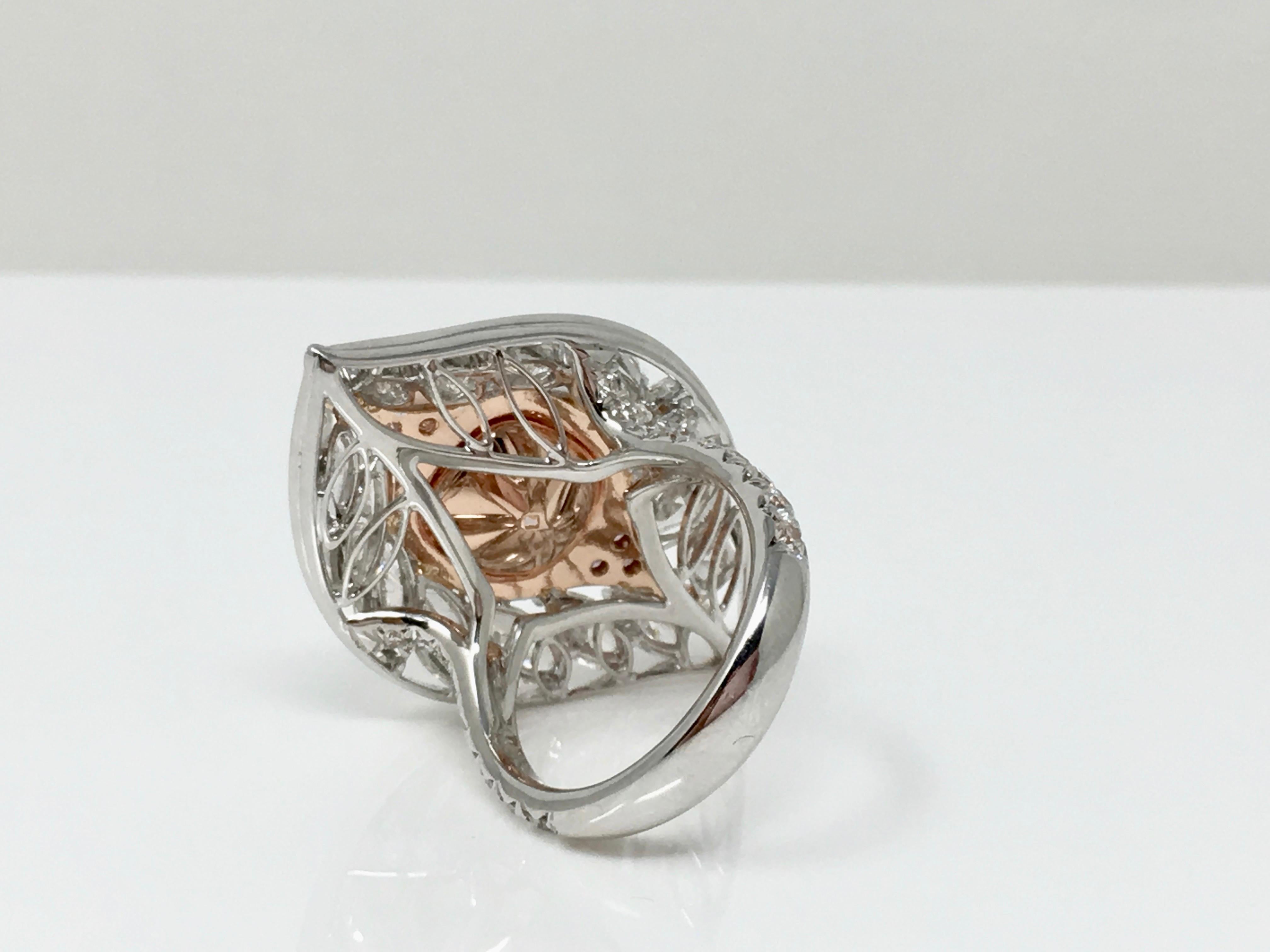 GIA 4.10 Carat Fancy Brownish Orangy Pink Cushion Brilliant IF Ring in 18 Karat In New Condition For Sale In New York, NY