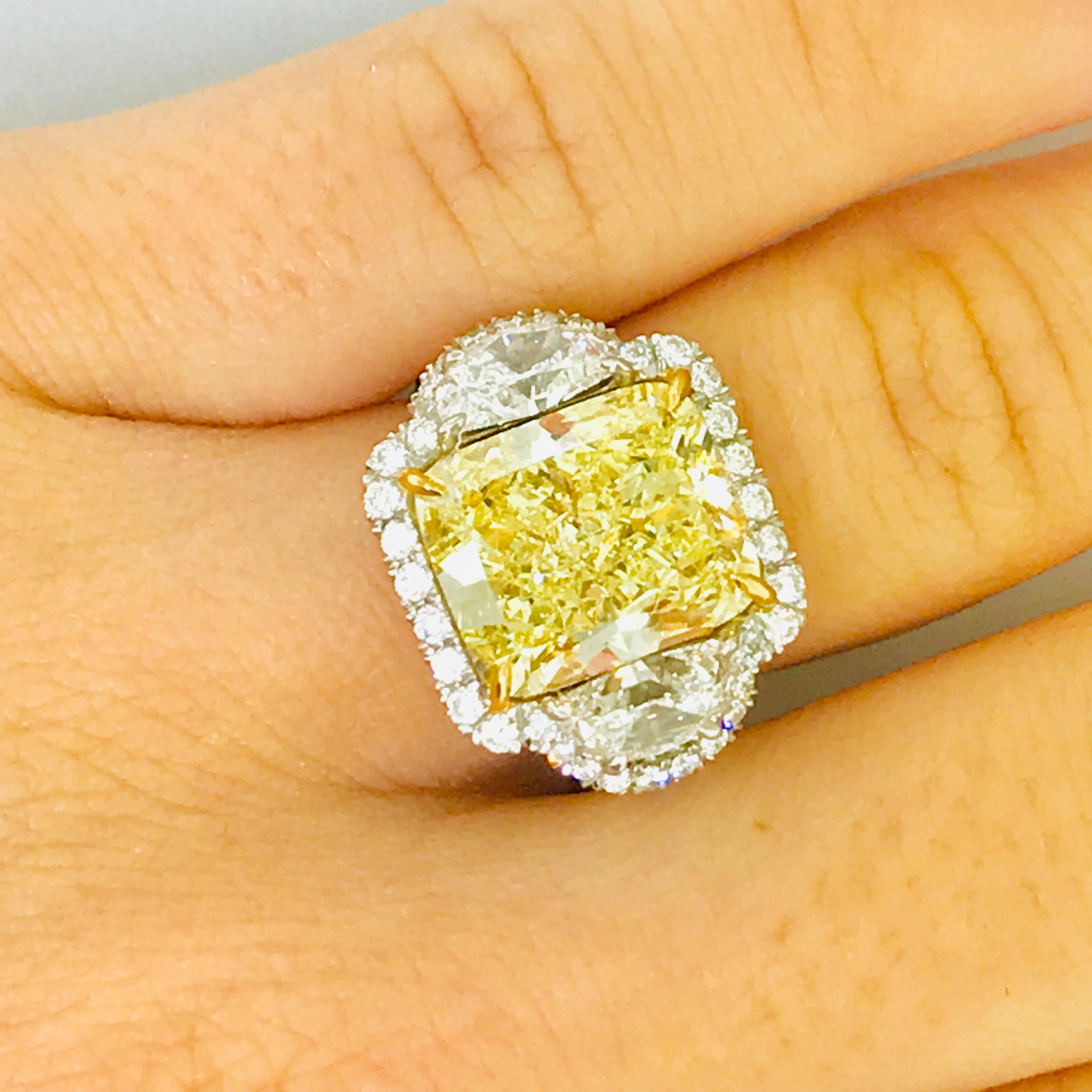 9 carat yellow diamond price