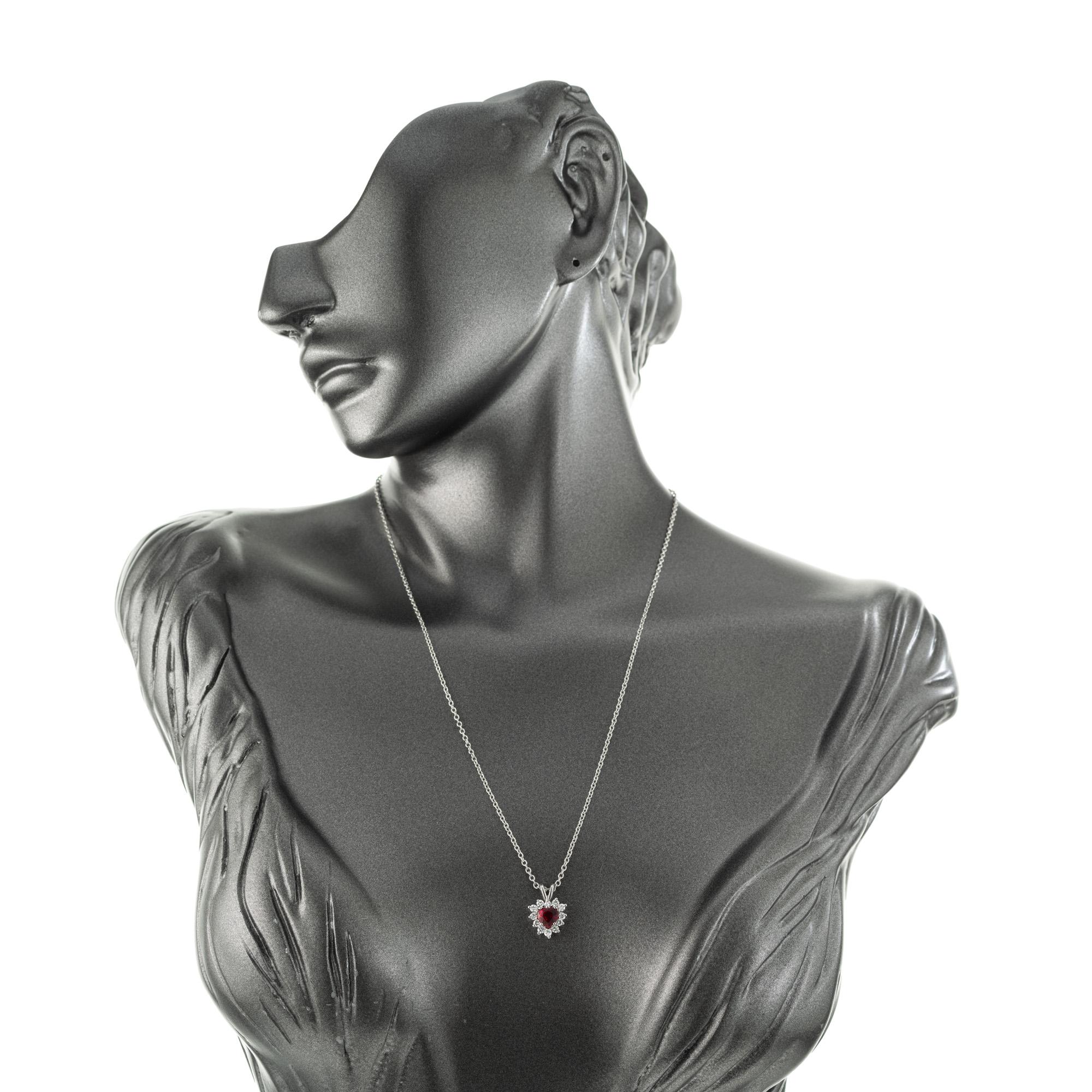 GIA .90 Carat Heart Shape Platinum Diamond Pendant Necklace For Sale 3