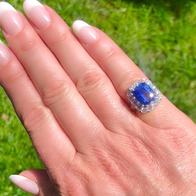 GIA 9.00 Carat Unheated Ceylon Sapphire Ring For Sale at 1stDibs