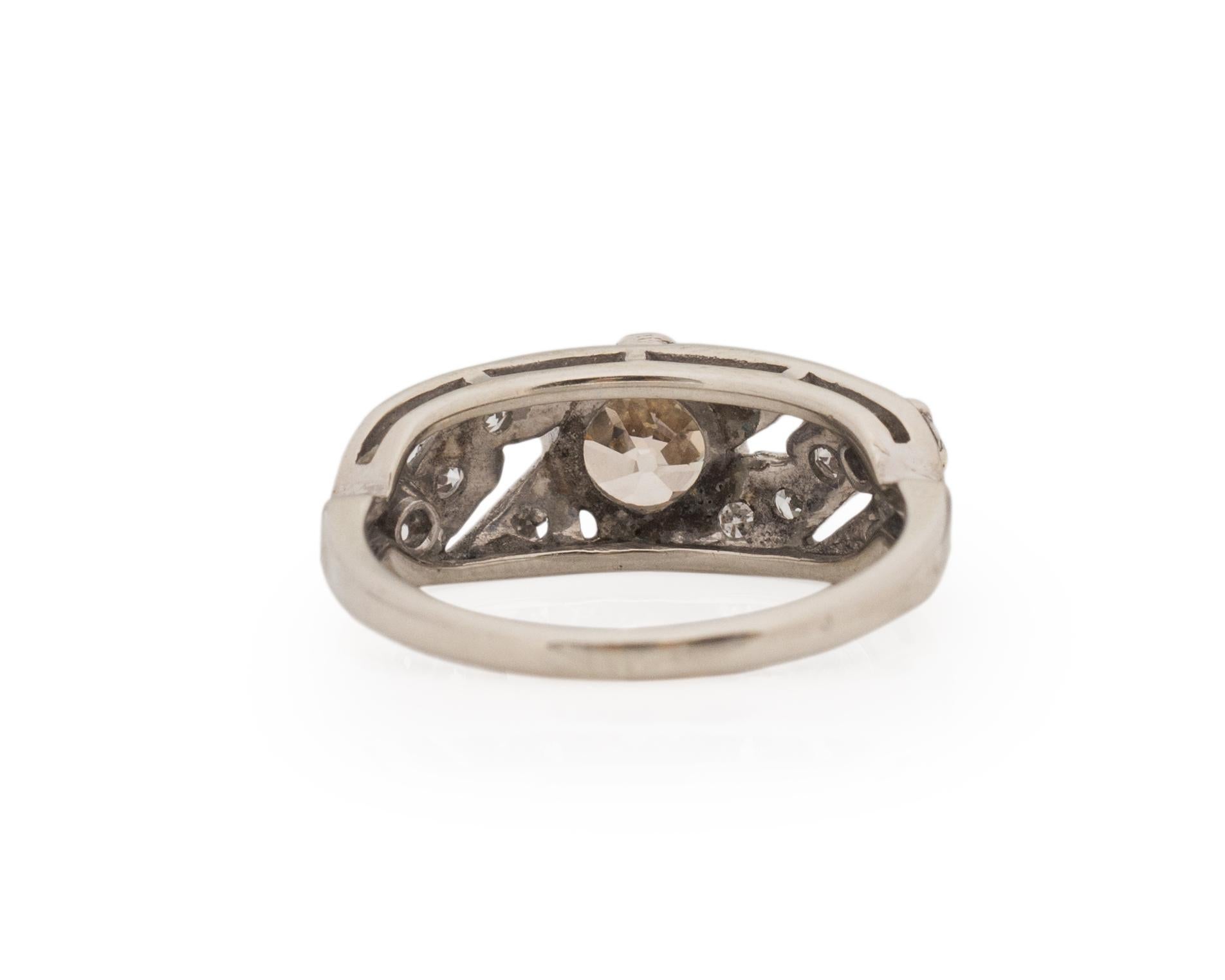 GIA .91 Carat Total Weight Art Deco Diamond Platinum Engagement Ring In Good Condition For Sale In Atlanta, GA
