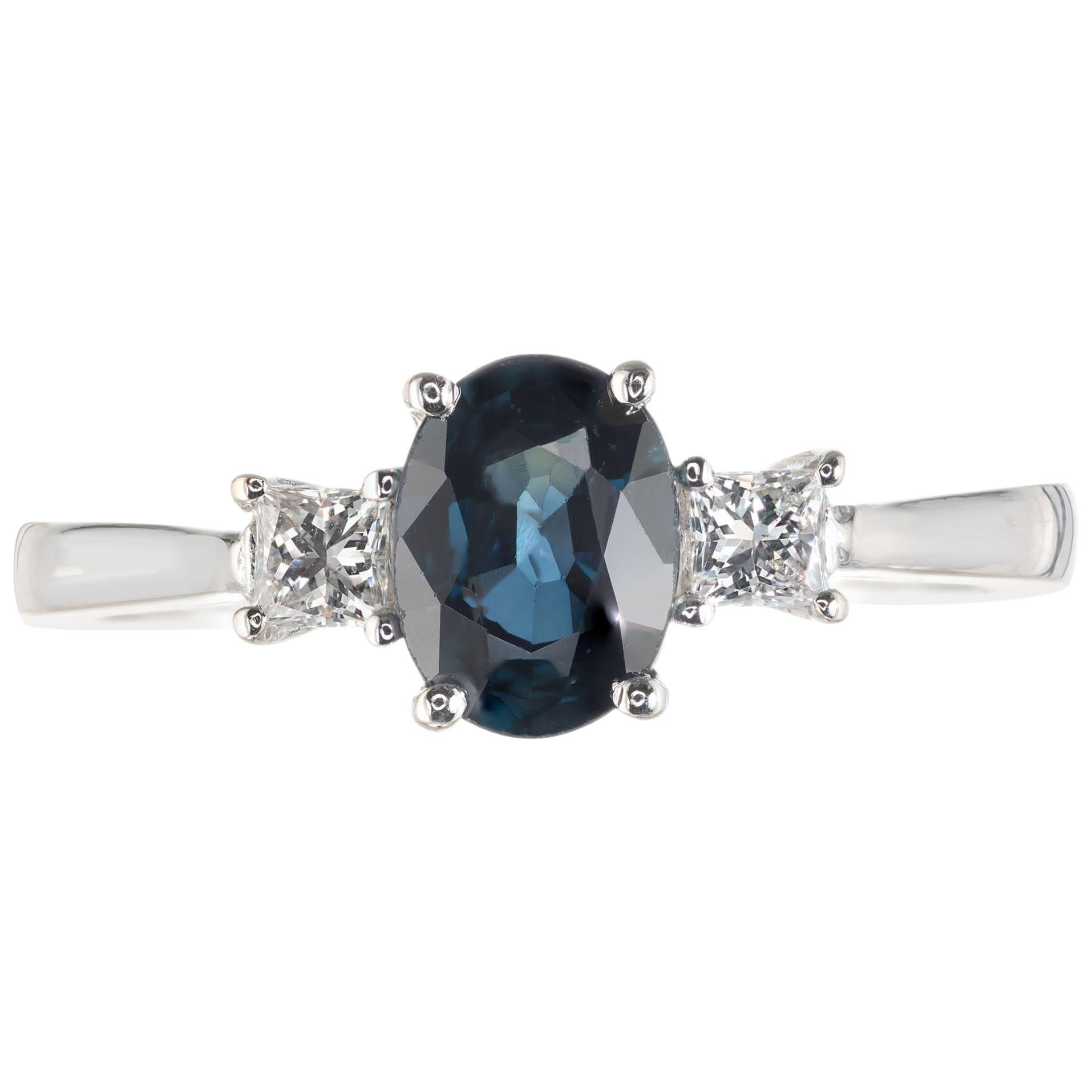 Bague de fiançailles à trois pierres en or blanc avec saphir bleu royal de 0,92 carat et diamants, certifié GIA