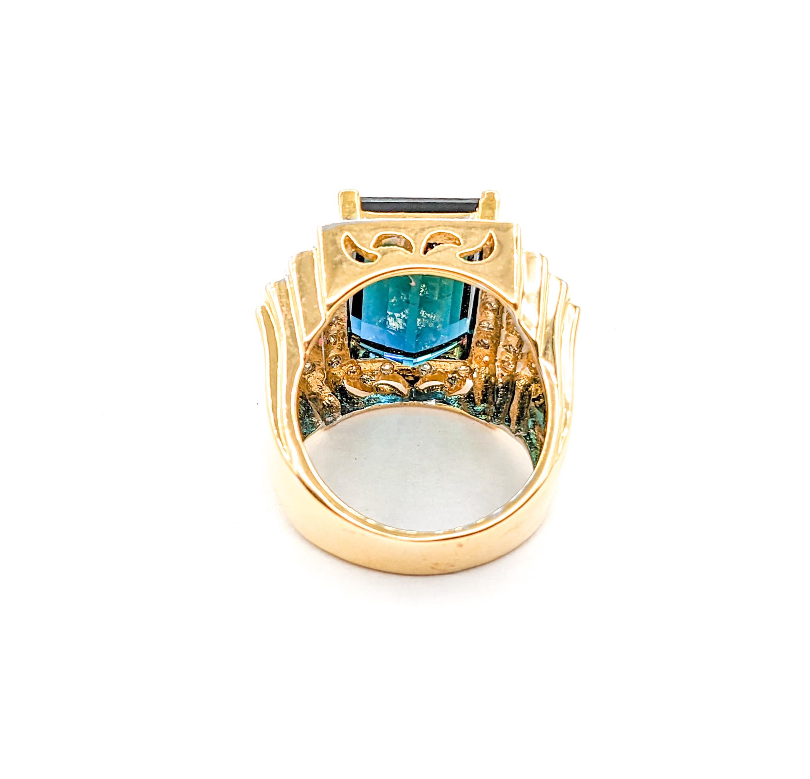 GIA 9.38ct blue-green Tourmaline & Diamond Ring In Yellow Gold For Sale 5