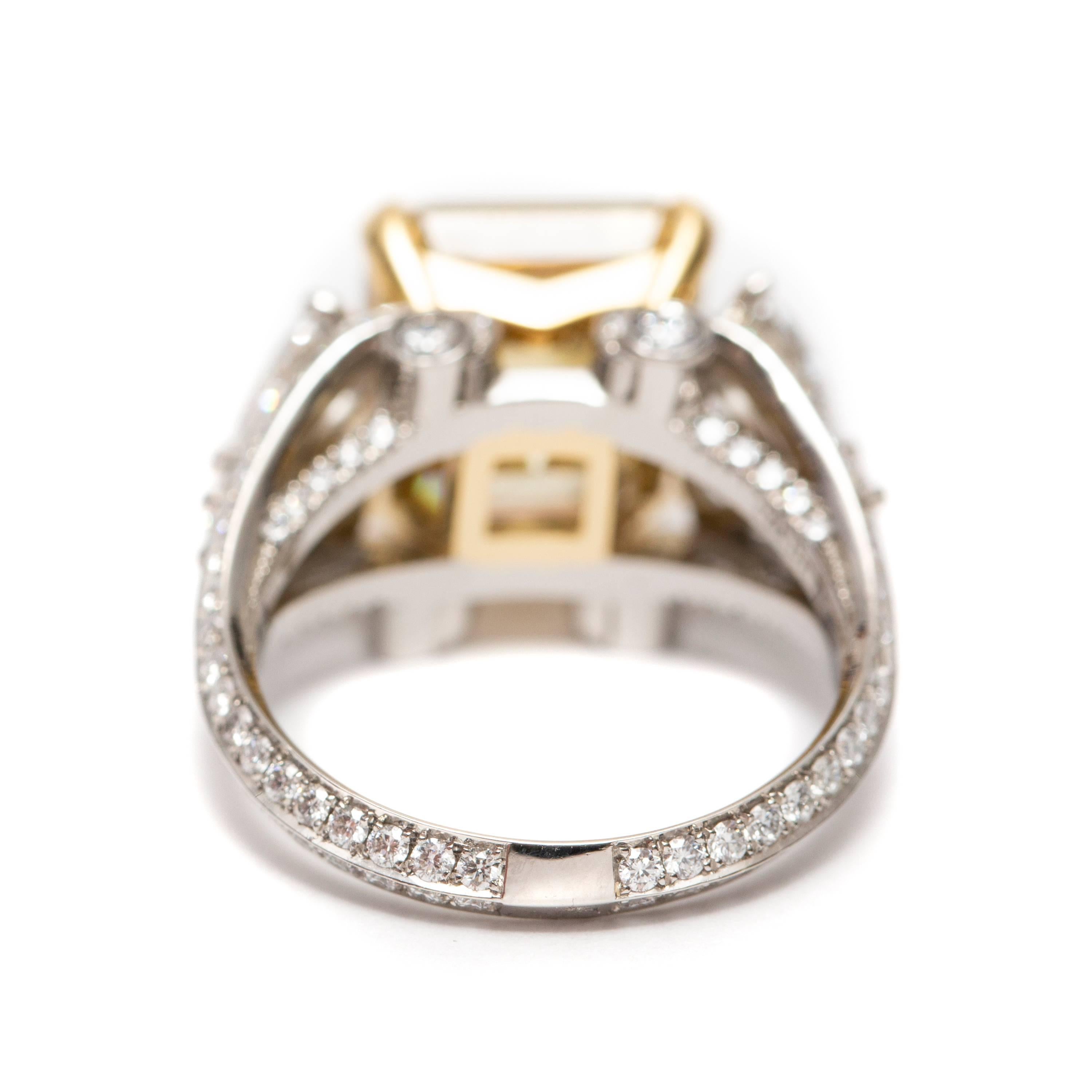 GIA 9,40 Karat Gelber Smaragd Birnenförmiger runder Diamant Platin Smaragd Fancy Ring im Zustand „Neu“ im Angebot in London, GB