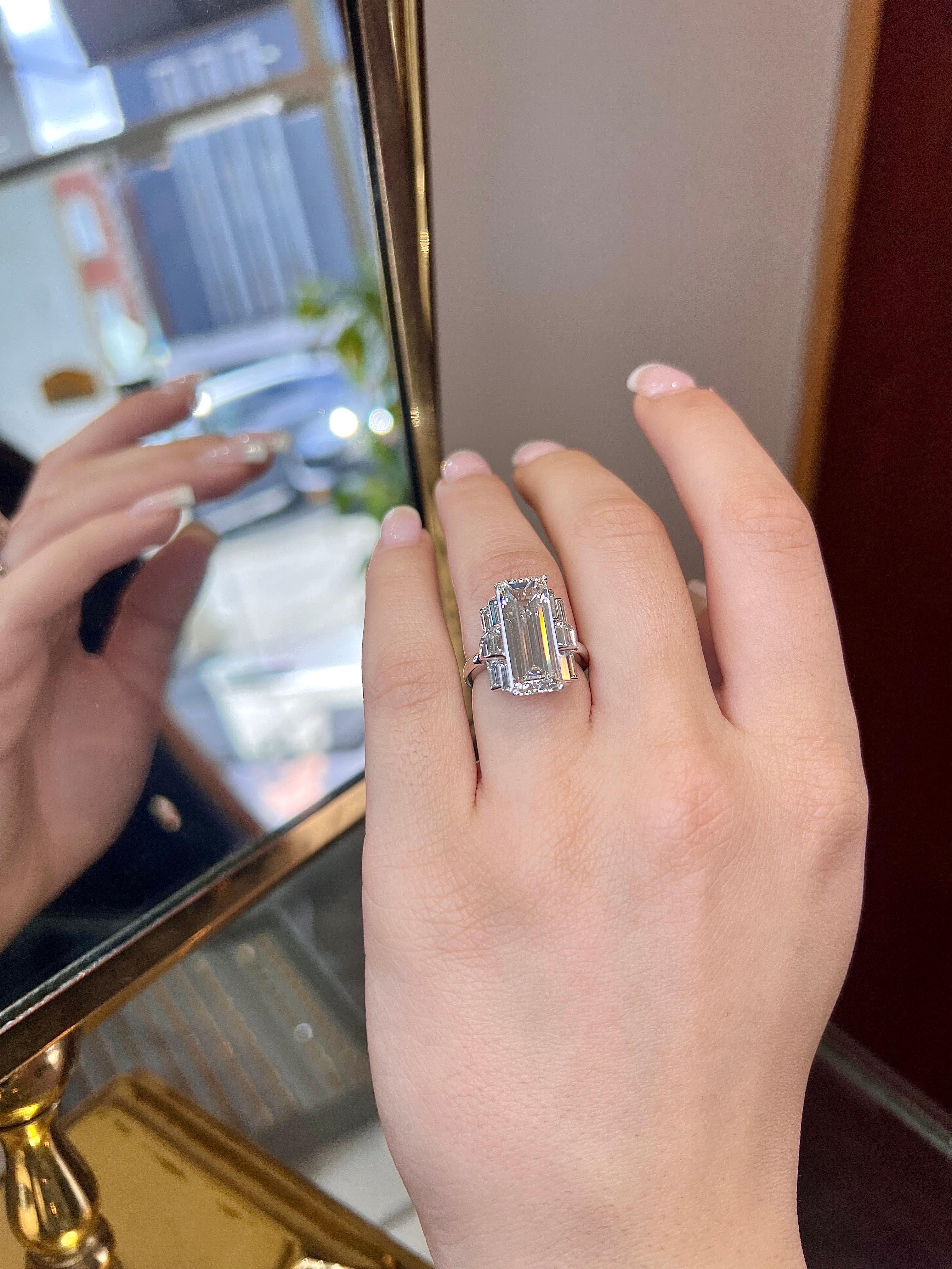 Elongated Emerald Cut GIA 9.63ct Antique Art Deco Ring Statement Piece in vendita 2
