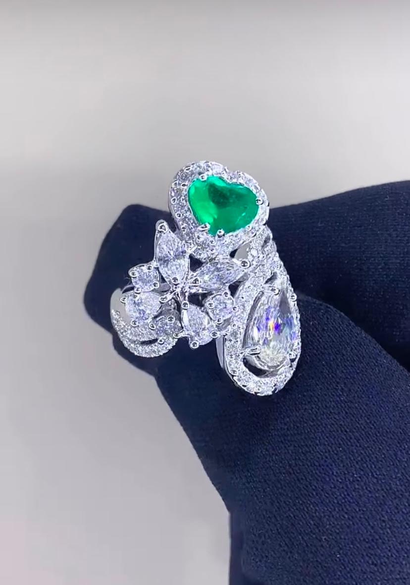 Women's GIA-AIG Certified 3.00 Ct Diamonds 1.15 Ct Colombian Emerald 18K Gold Ring For Sale