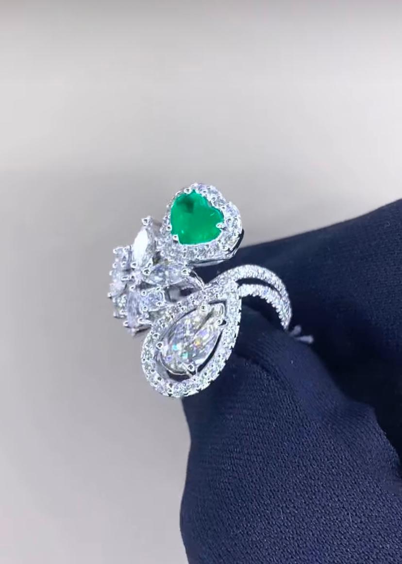 GIA-AIG Certified 3.00 Ct Diamonds 1.15 Ct Colombian Emerald 18K Gold Ring For Sale 2