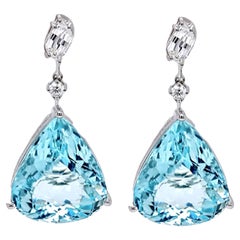 Orecchini in oro bianco con diamanti Paraiba Fancy certificati GIA e AIGS da 28,82 carati