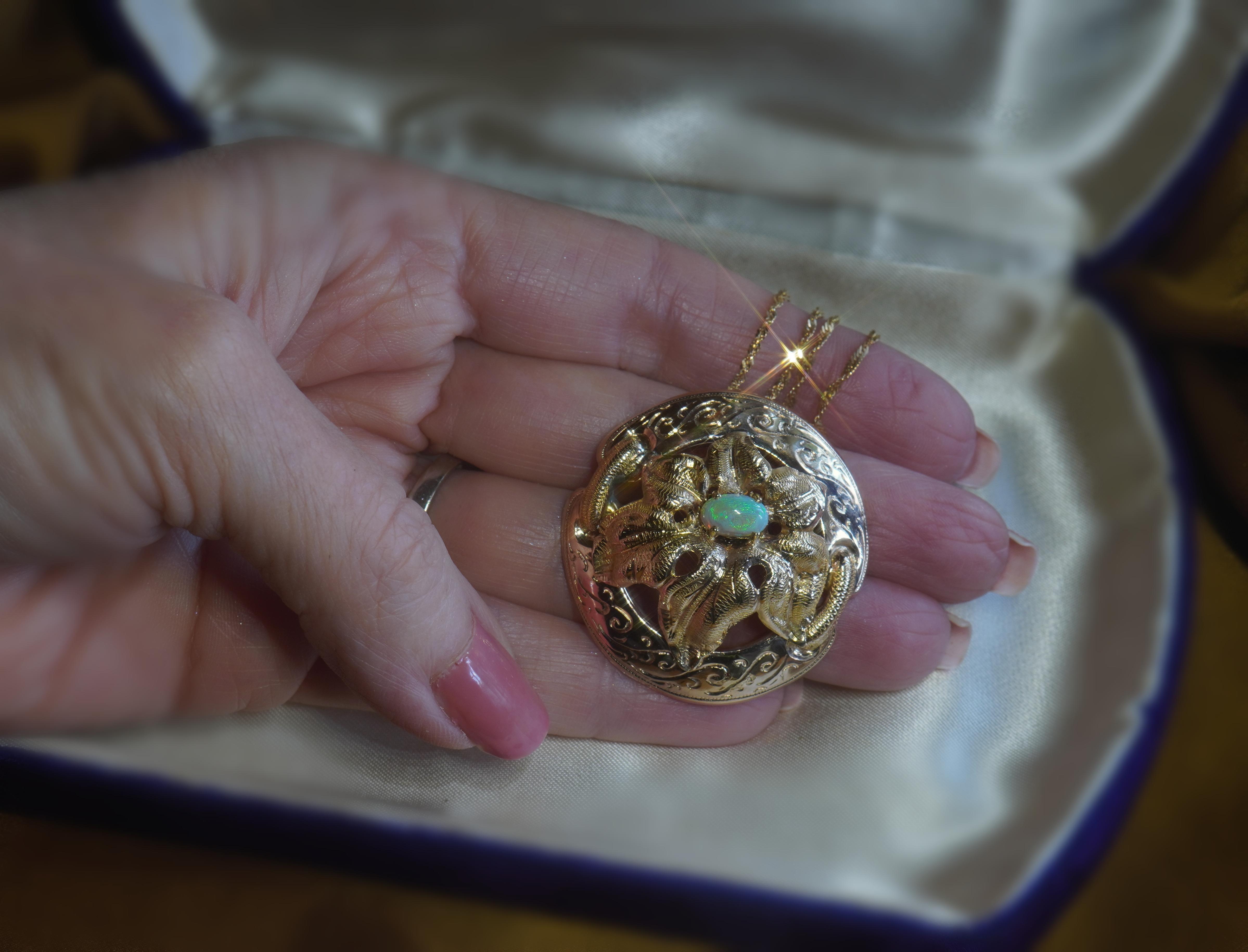 GIA Antique Australian Opal 14K Pendant Natural Vintage Necklace Solid Gold Fine For Sale 1