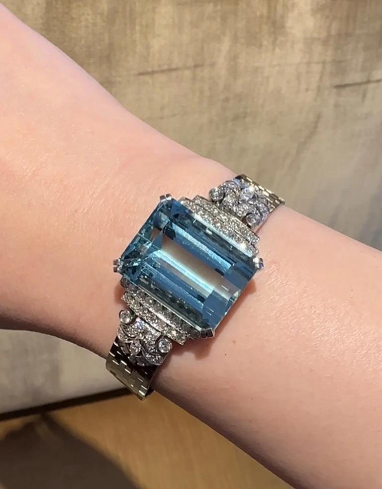 GIA Aquamarine 38.10 ct and Diamond Vintage Bracelet in Platinum and White Gold In Excellent Condition For Sale In La Jolla, CA