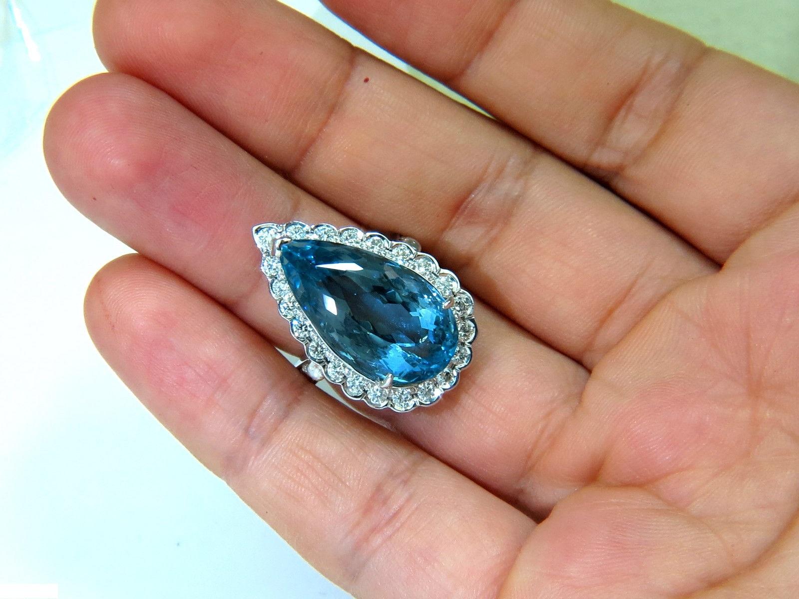 GIA Blue 18 Karat 17.78 Carat Natural Brilliant Gem Aquamarine Diamond Ring VS 3