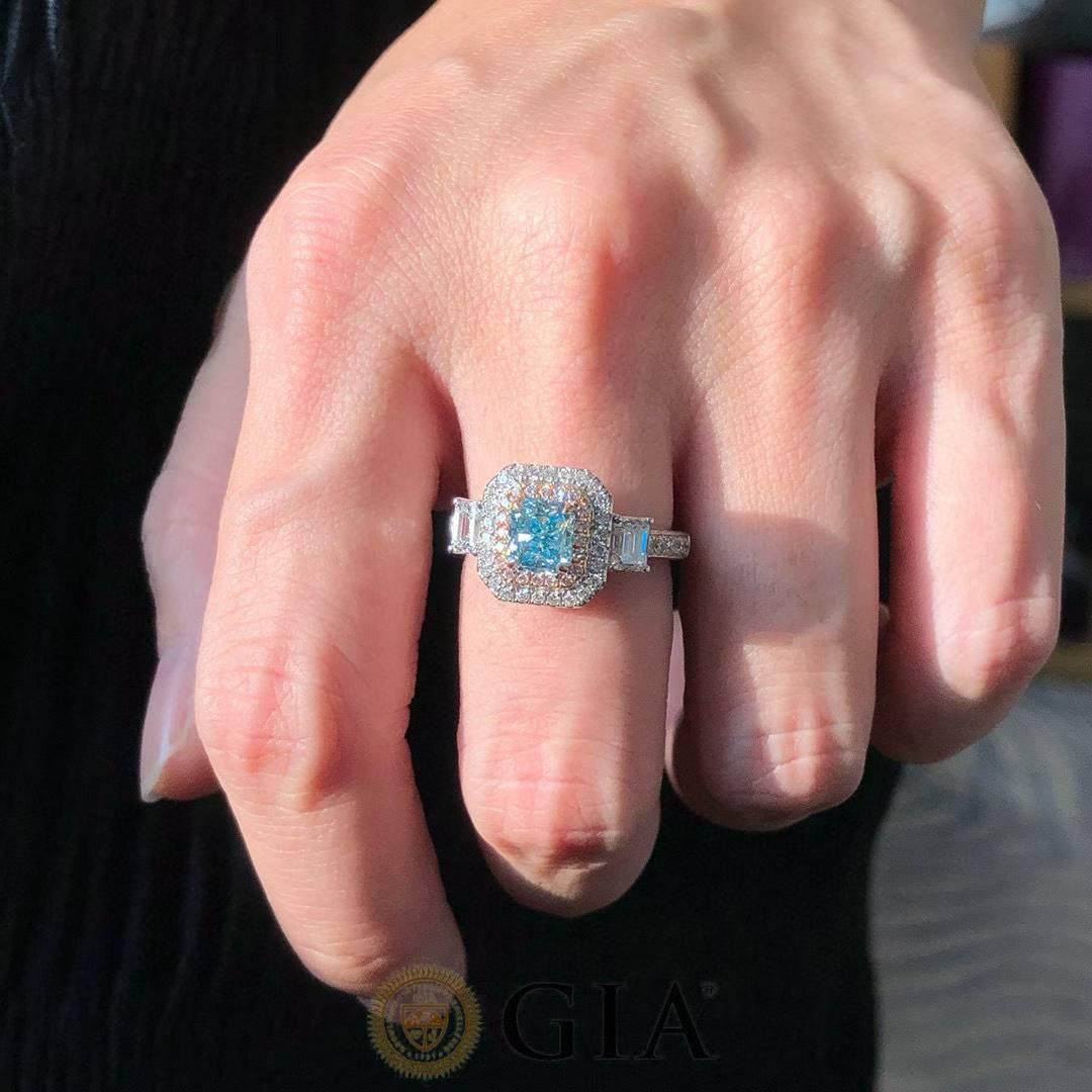 Anillo de diamantes azules GIA - Joyas Eze en venta 1