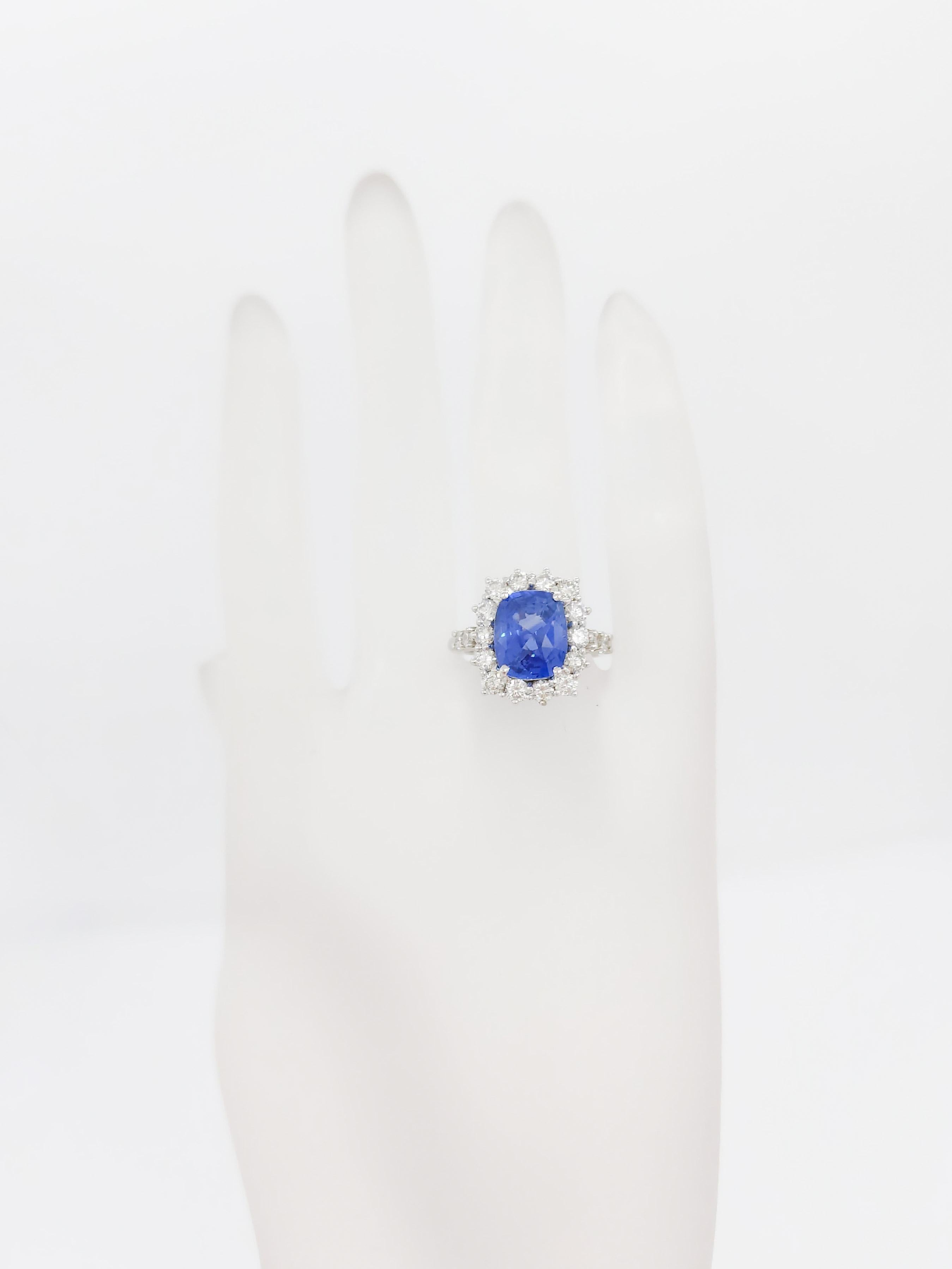 GIA Blue Sapphire Cushion and White Diamond Cocktail Ring in 18k White Gold For Sale 1