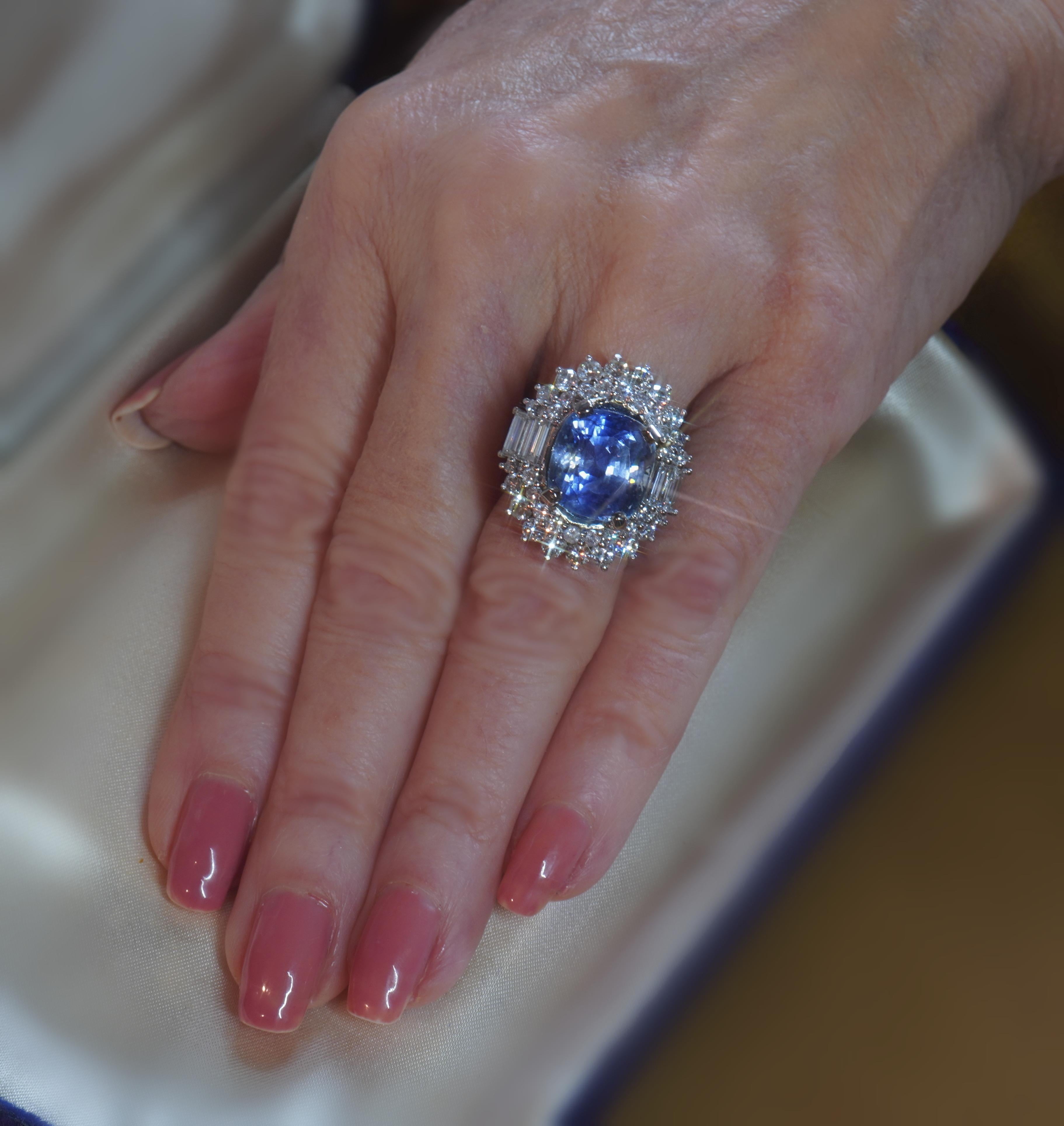 GIA Blue Sapphire No Heat 18K Diamond Ring Vintage Srilanka VS Fine 18.38 Carats For Sale 3