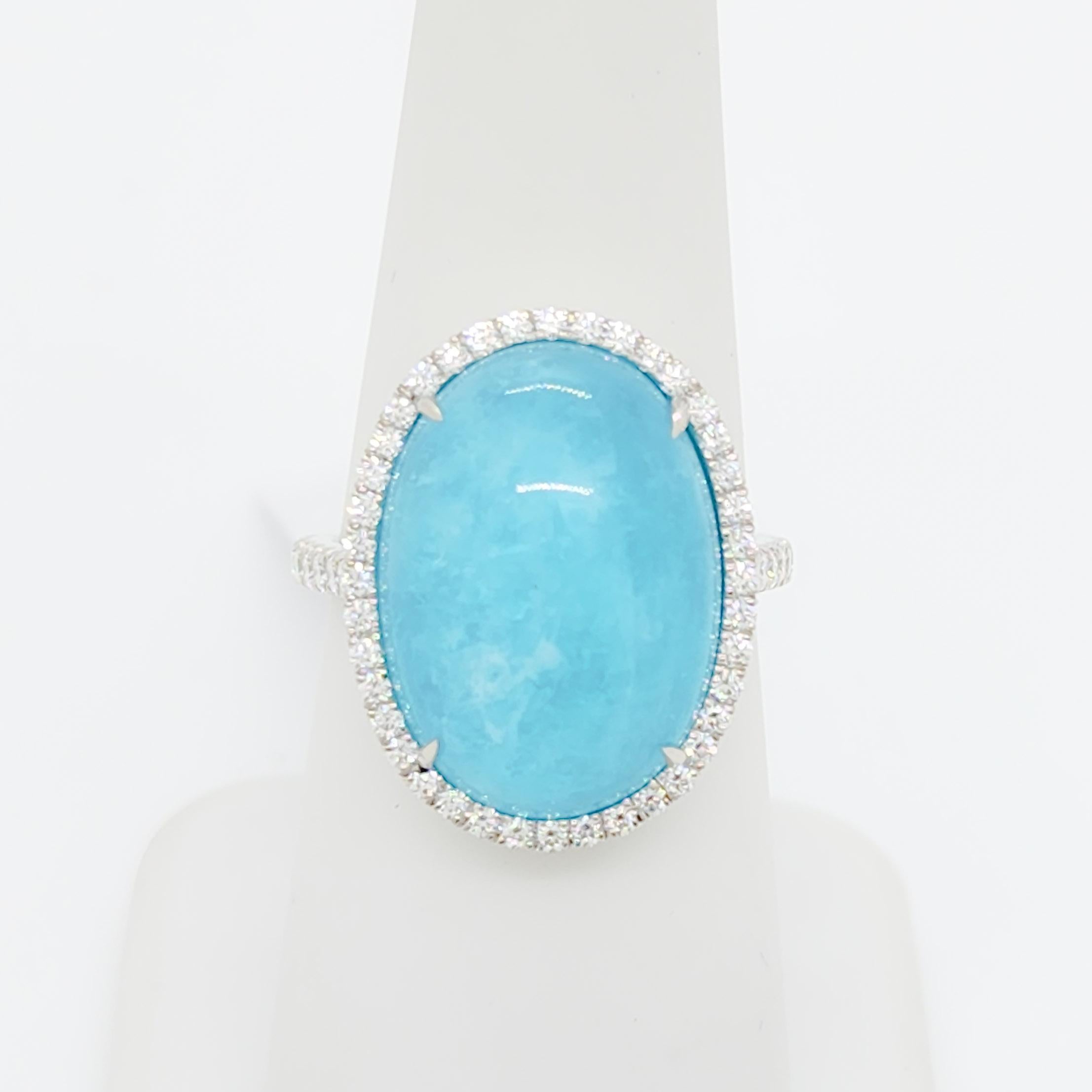 GIA Brazilian Paraiba and White Diamond Cabochon Ring in 18k In New Condition For Sale In Los Angeles, CA