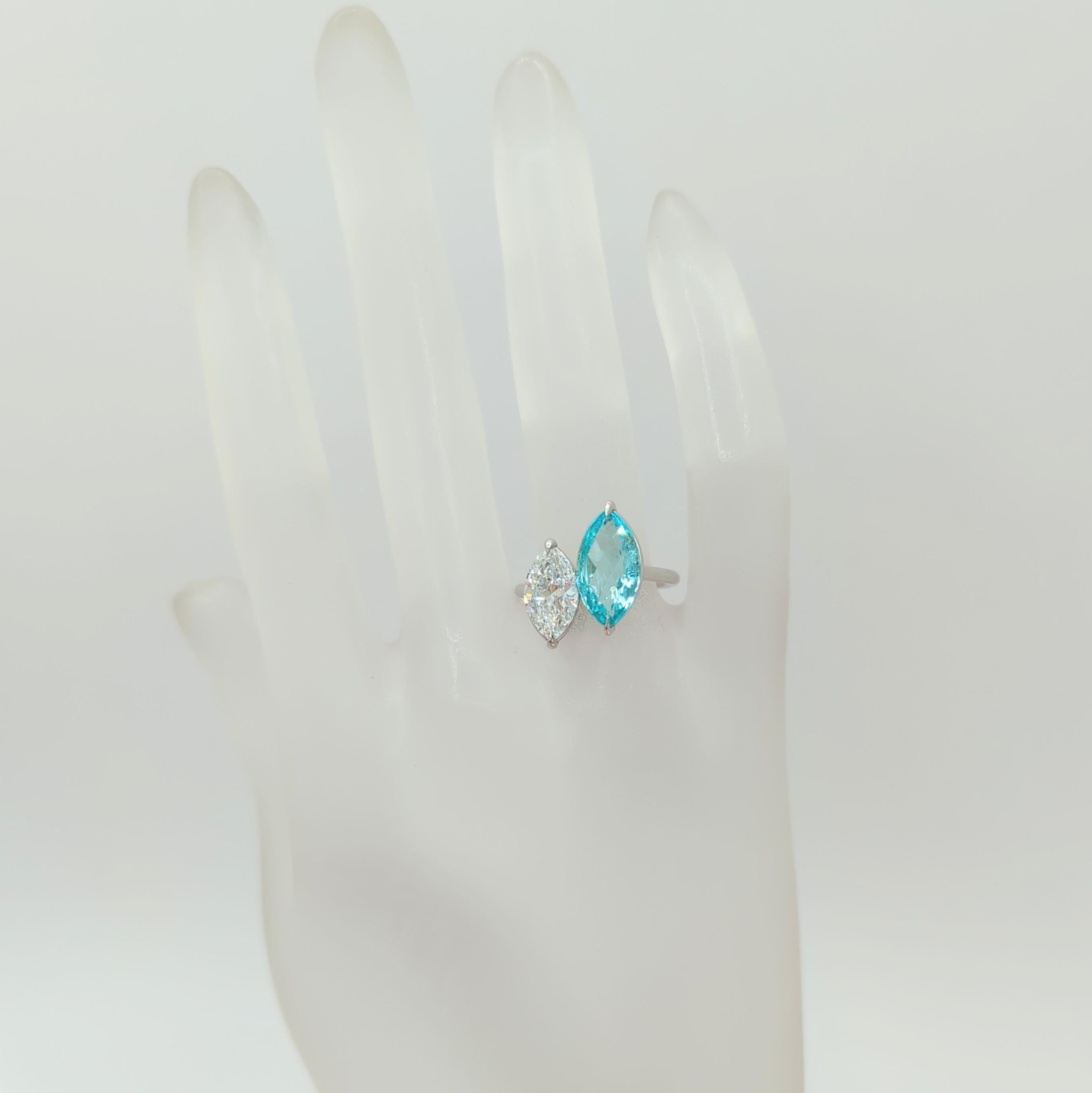 GIA Brazilian Paraiba Tourmaline and White Diamond Toi Et Moi Ring in Platinum In New Condition For Sale In Los Angeles, CA