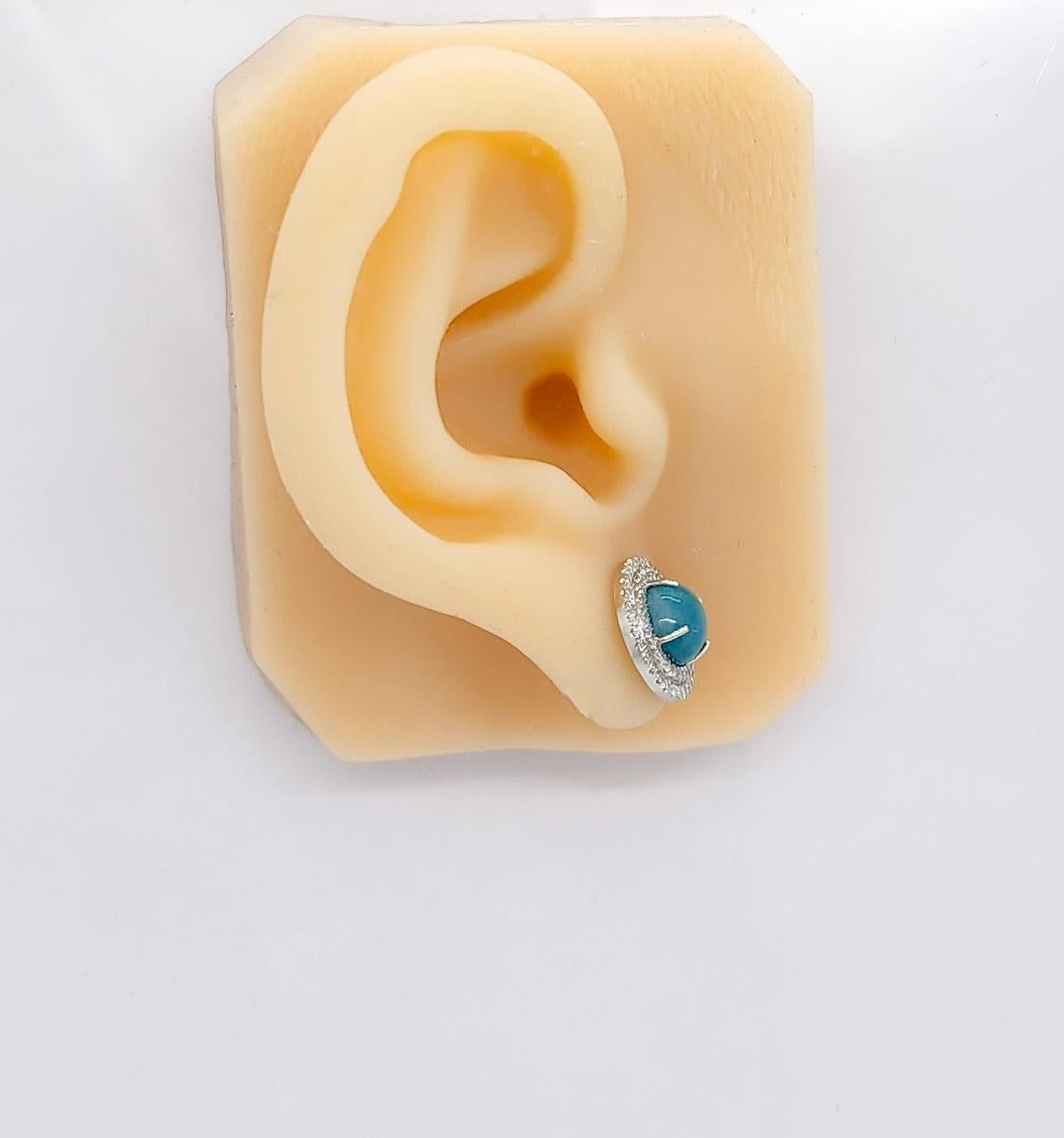 GIA Brazilianische Paraiba-Turmalin-Cabochon- und Diamant-Ohrstecker aus Platin für Damen oder Herren
