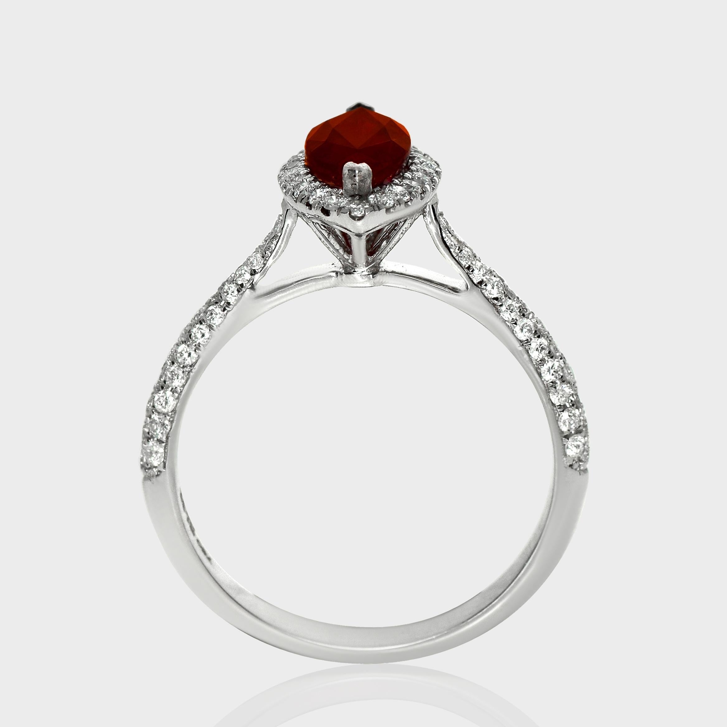 GIA Birmania 1,31 carati in oro bianco 18 carati Anello di fidanzamento con rubini di sangue di piccione In condizioni Nuovo in vendita a Kaohsiung City, TW