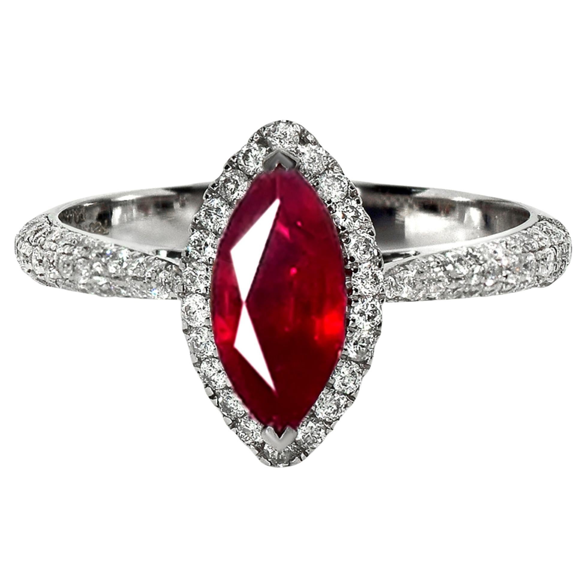 GIA Bague de fiançailles en or blanc 18 carats rubis sang de pigeon 1.31 Ct