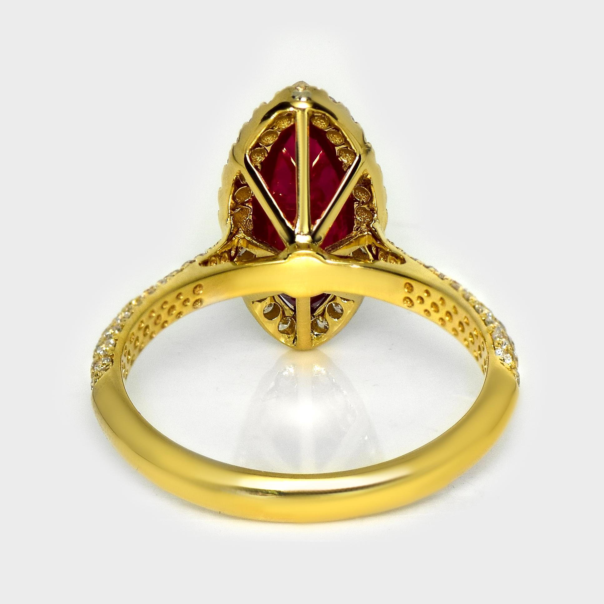 GIA Anello di fidanzamento con rubino di sangue di piccione in oro giallo 18 carati da 2,15 carati in vendita 2
