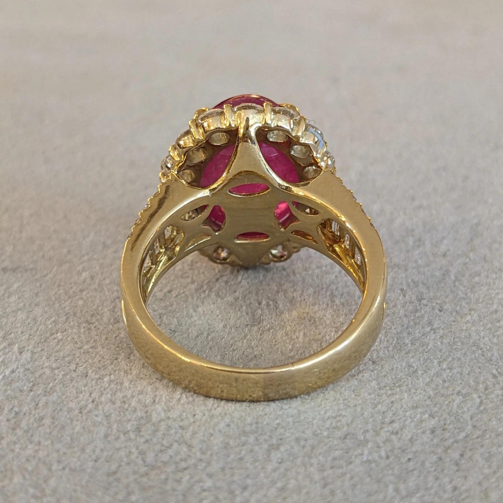 GIA Burma Cabochon Ruby 13.60 carats and Diamond Ring in 18k Yellow Gold For Sale 6
