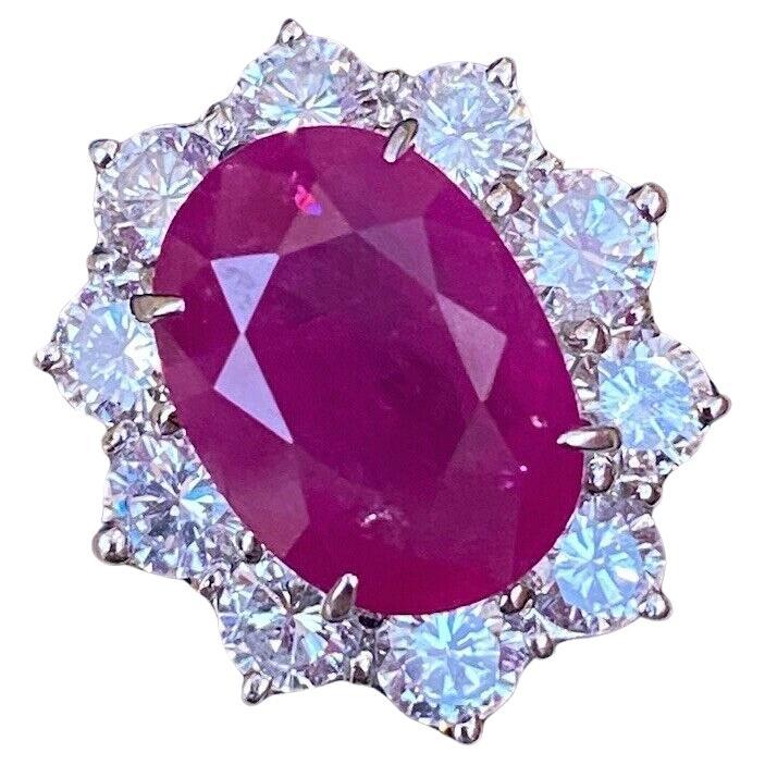 GIA Burma Heated Ruby 7,71 Karat Oval in Diamant Platin Ring im Angebot