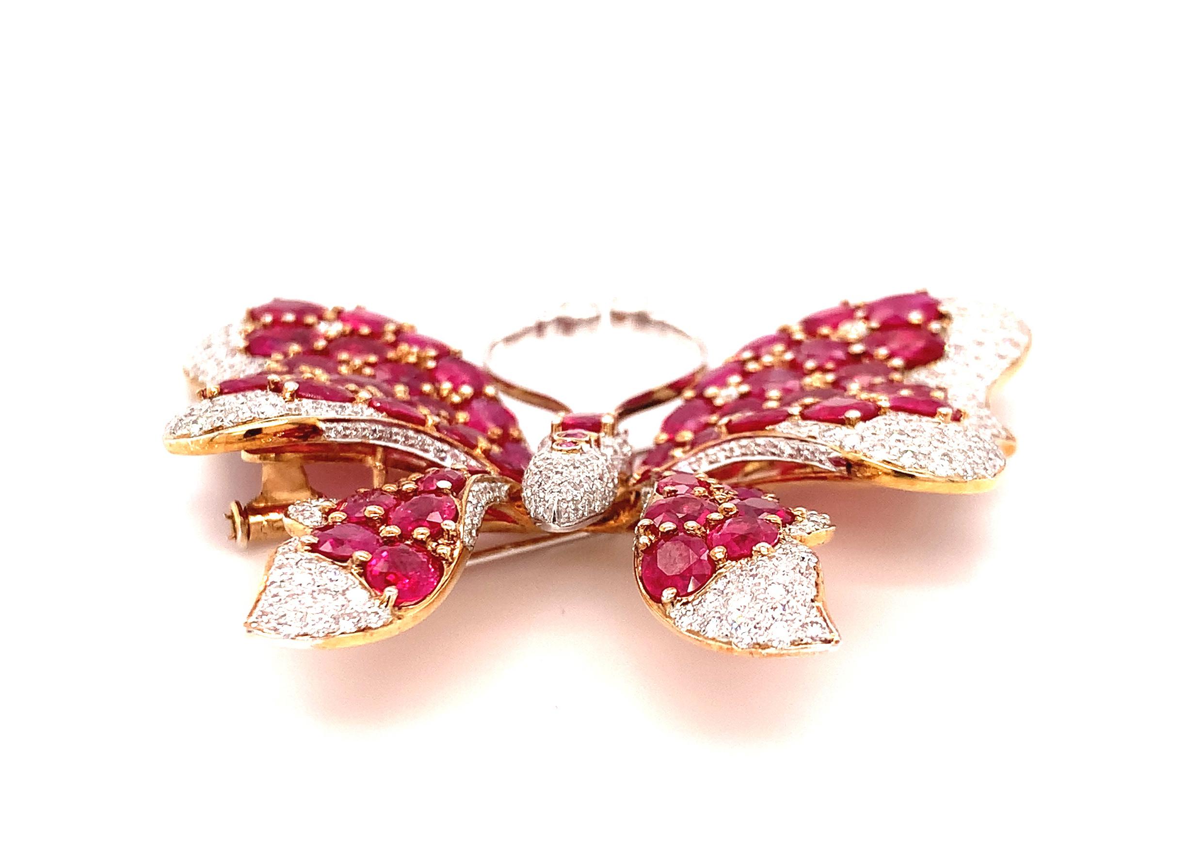 GIA Burmese Ruby Pink Sapphire and Diamond Pave Yellow Gold Butterfly Pin For Sale 2