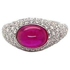 GIA Rubino di Birmania Cabochon 8,75 Carati Anello Cocktail Oro Bianco 18 Carati Riscaldato