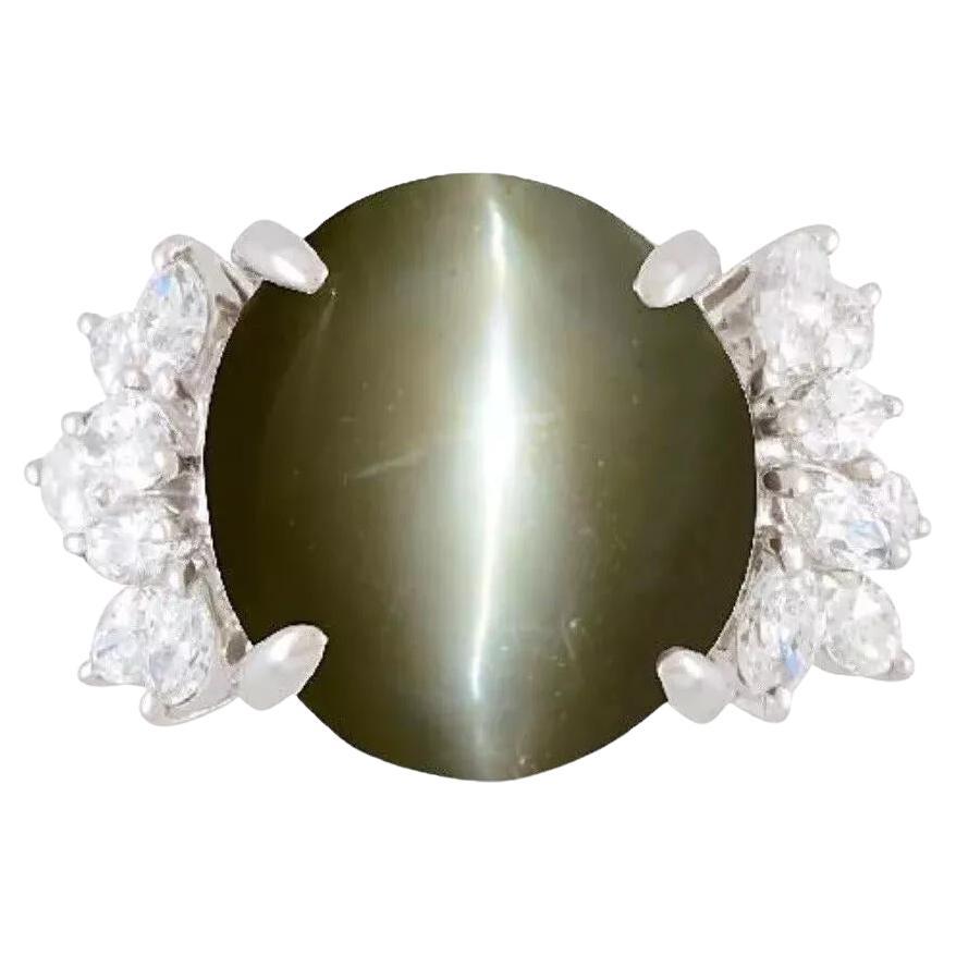 GIA Cat's Eye Chrysoberyl 31.15 carat and Diamond Ring in Platinum
