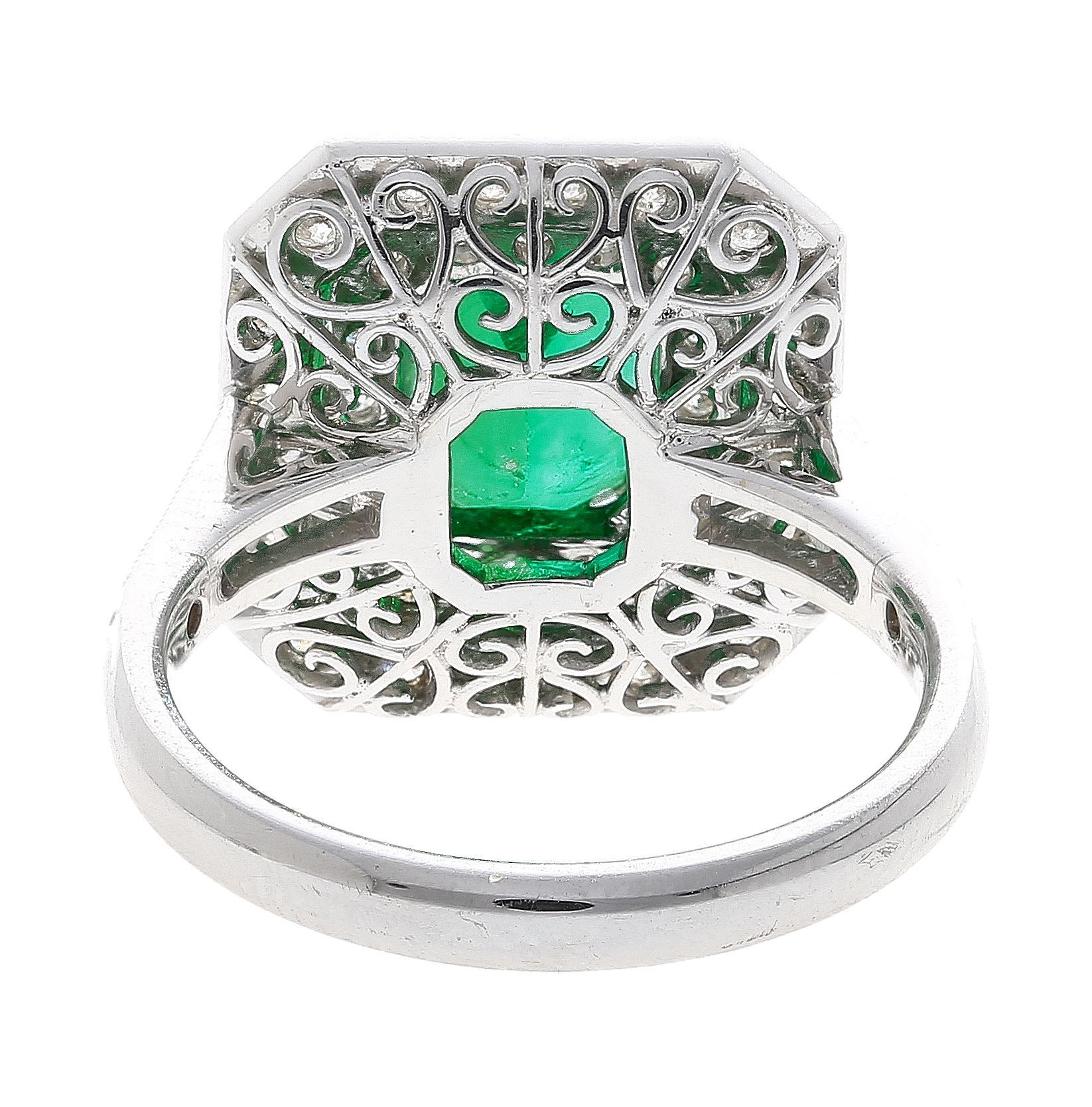 Emerald Cut GIA Cert. 1.46 Carat Colombian Emerald & Diamond Filigree Vintage Ring in 18K For Sale