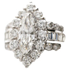 GIA Cert. 1.50 Marquise Diamant E/VS2 Cluster Halo Platin Band Cocktail Ring