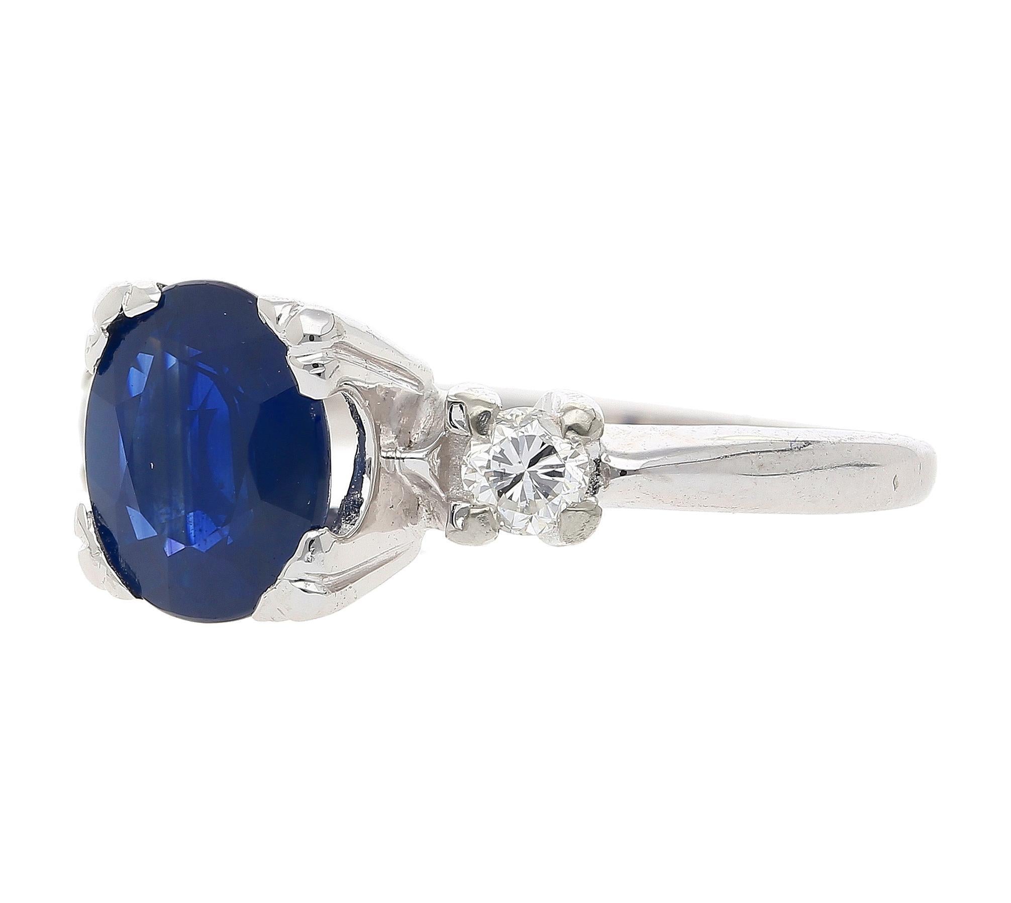GIA Cert. 1.85 Carat Oval Blue Sapphire & Diamond 14K White Gold 3 Stone Ring For Sale 1
