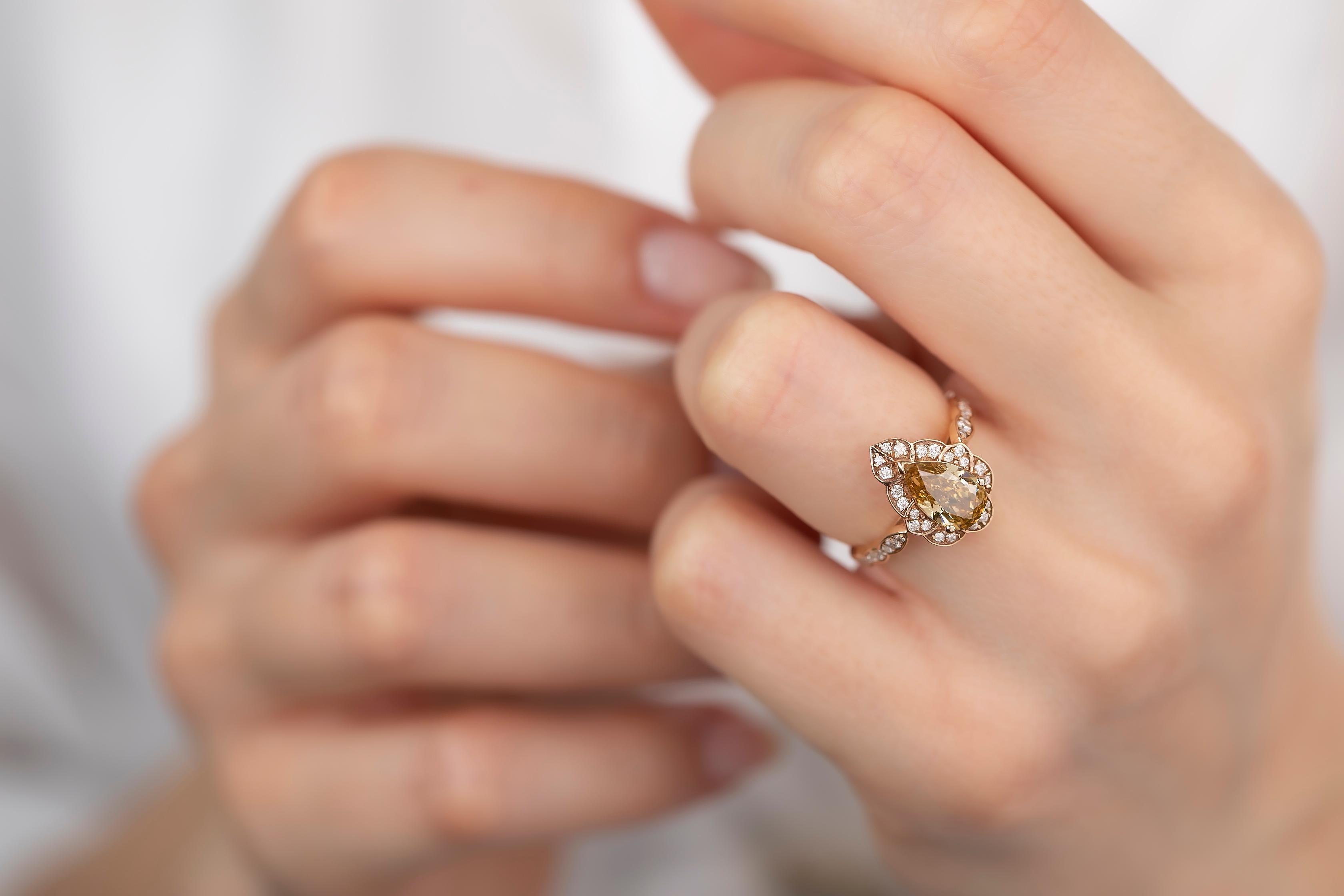 For Sale:  GIA Cert 18K Gold 1.53 ct. Pear Shape Fancy Yellow Diamond Solitaire Bridal Ring 4