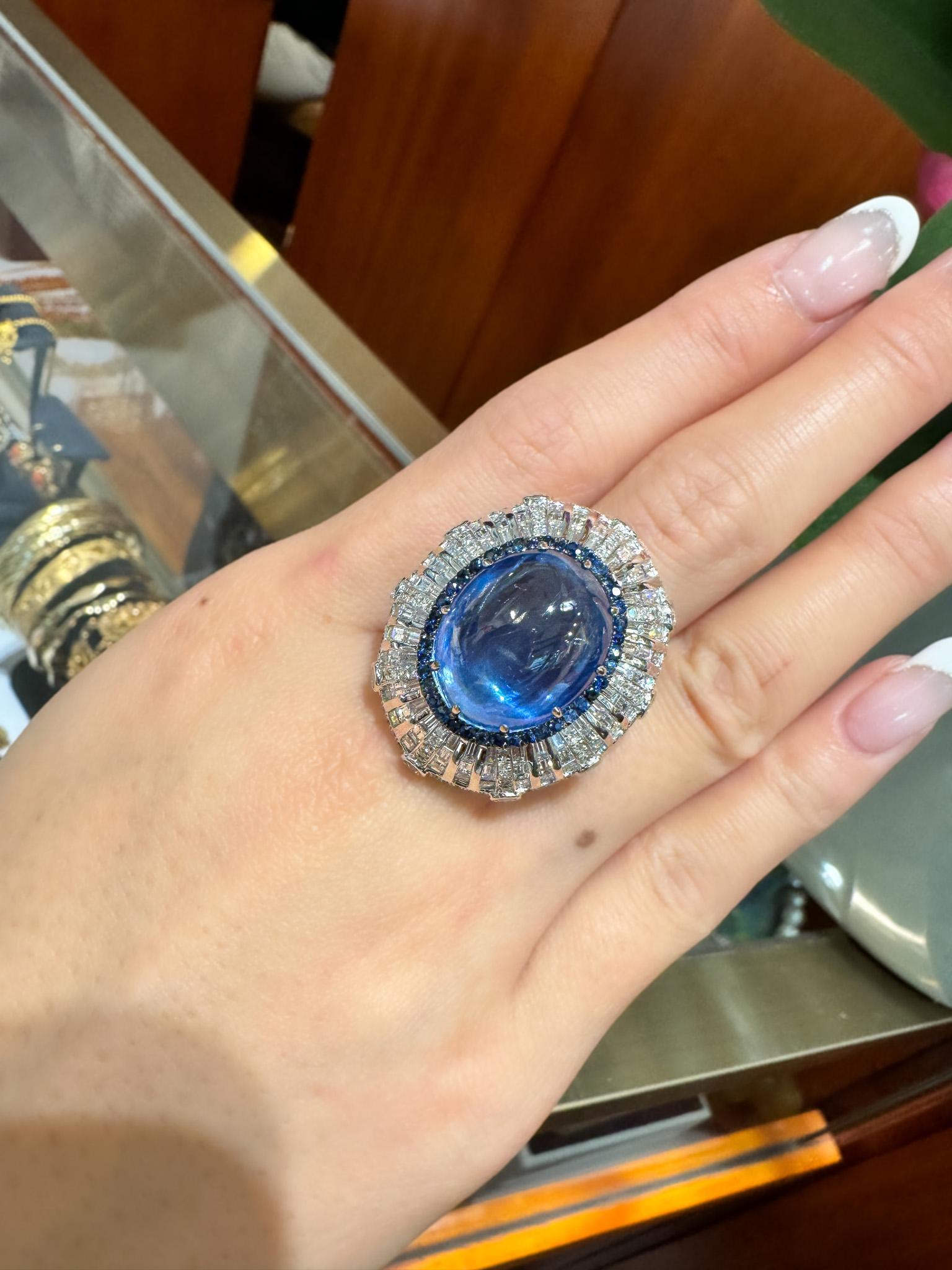GIA Zertifikat. 26 Karat Saphir keine Hitze Cabochon & Diamant Art Deco Dome 18K Ring im Angebot 5