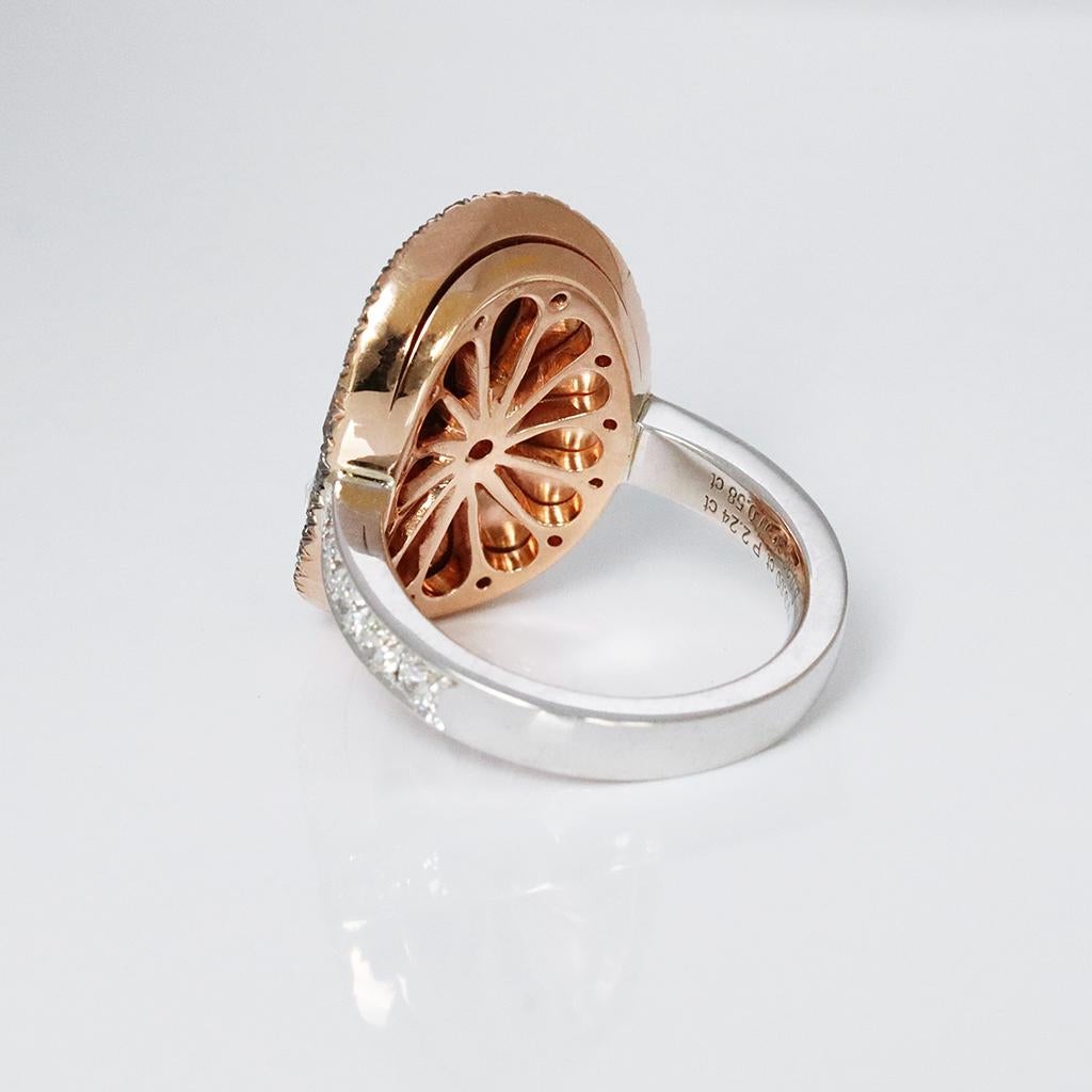 GIA Cert. 3 Ct. Bague fantaisie en forme de poire avec diamants jaunes taille rose et diamants bleus en vente 2