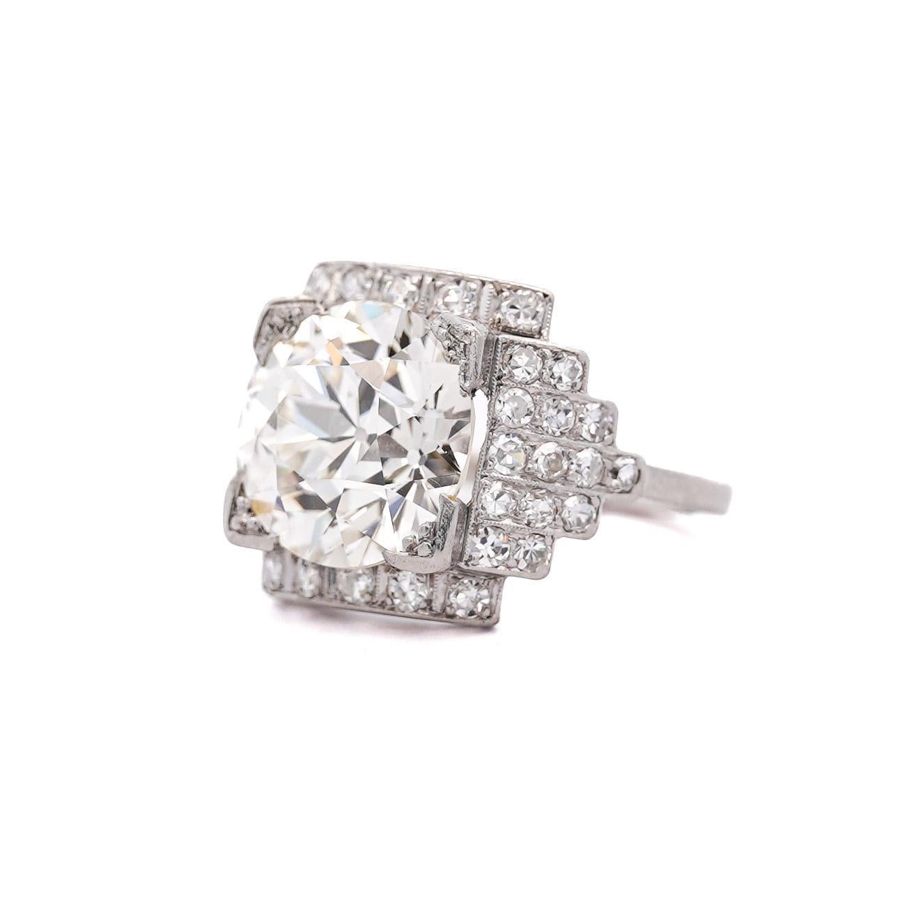 GIA Cert. 5.01 Carat Old Euro Cut Diamond Edwardian Antique Platinum Ring For Sale 2