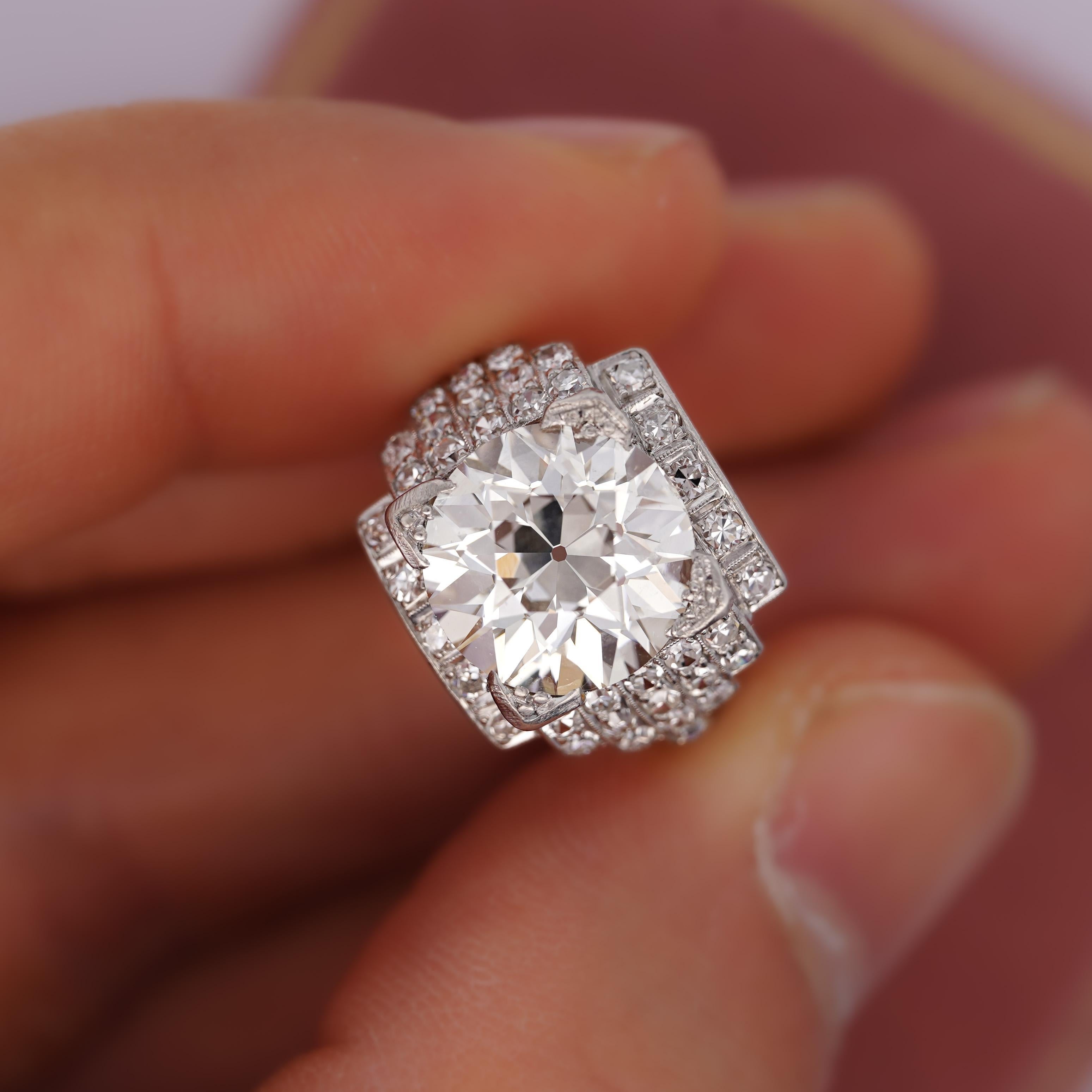 GIA Cert. 5.01 Carat Old Euro Cut Diamond Edwardian Antique Platinum Ring In Excellent Condition For Sale In Miami, FL