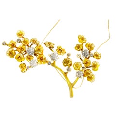 Collier pendentif en or jaune avec diamants de sept carats certifiés GIA