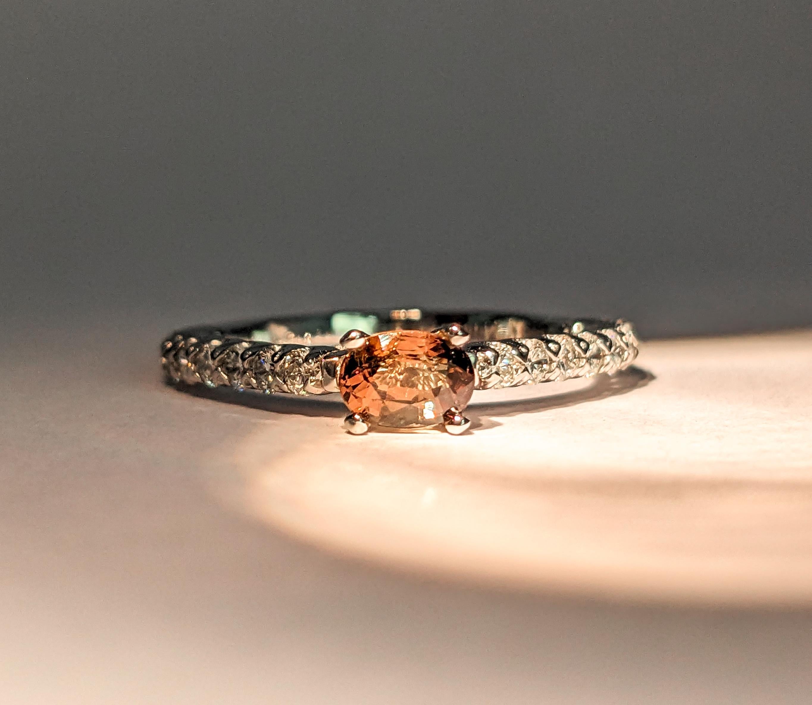 Oval Cut GIA Cert .62ct Natural Alexandrite & Diamond Ring in Platinum For Sale