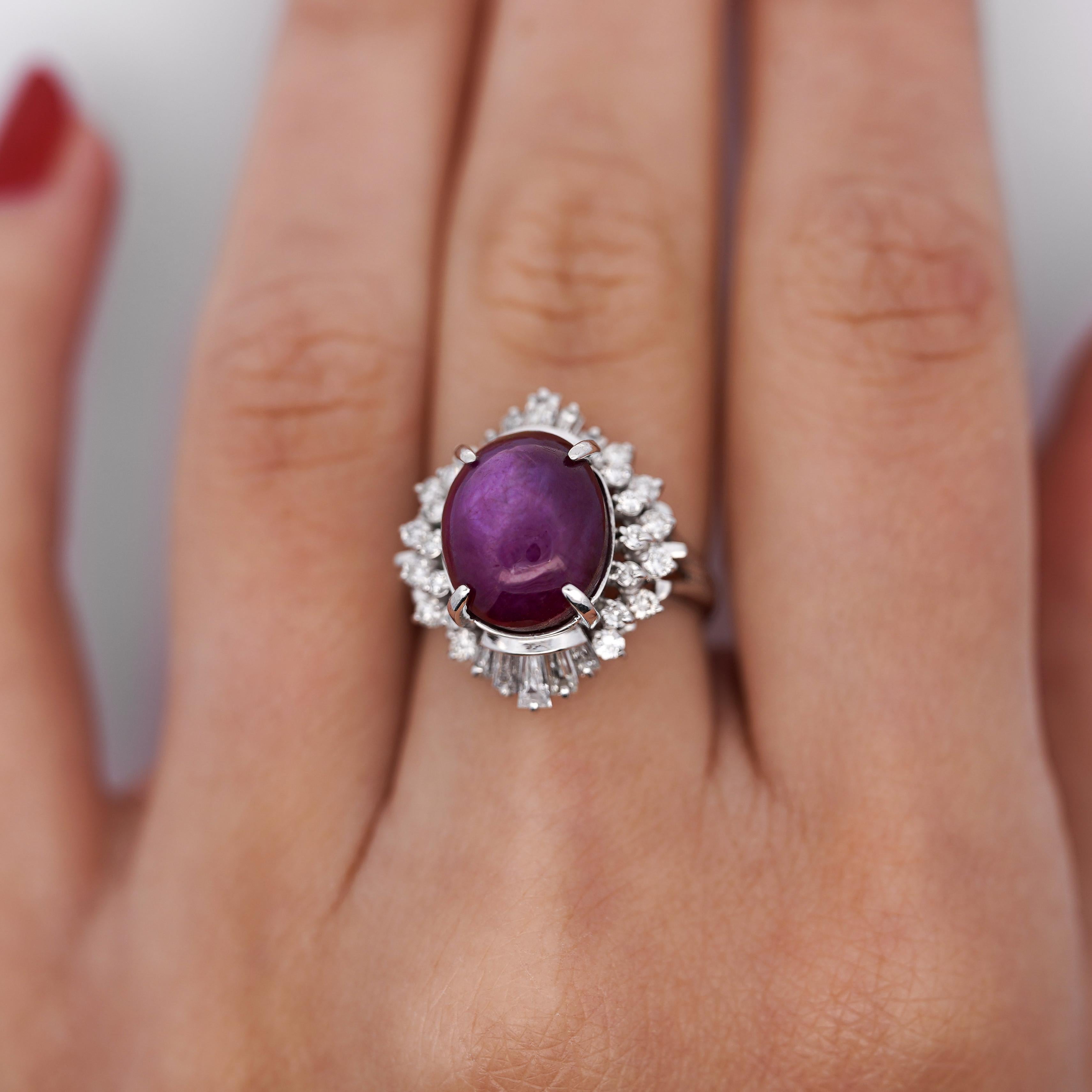 GIA Cert. 9.72 Carat No Heat Star Ruby & Diamond Platinum Cocktail Ring In Excellent Condition For Sale In Miami, FL