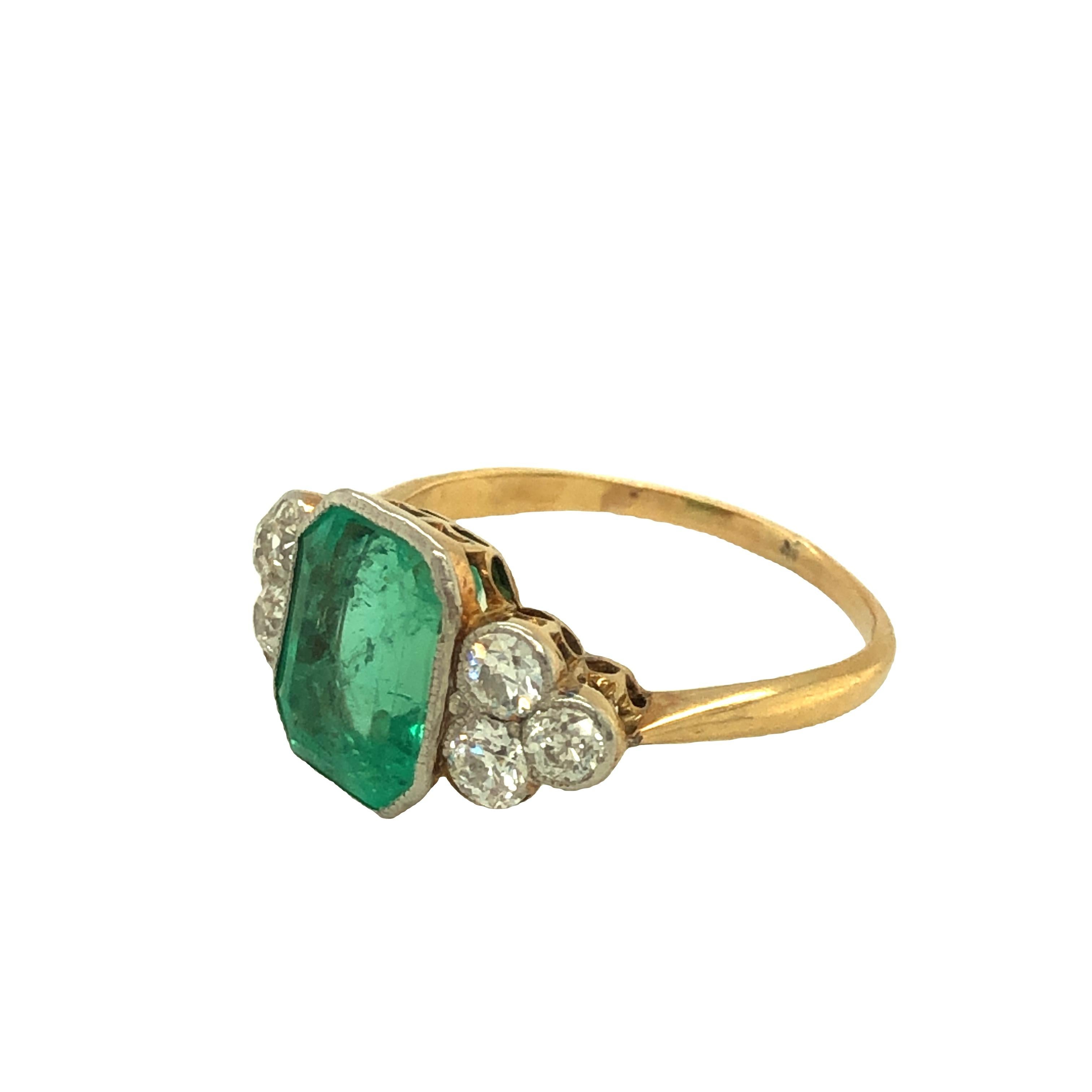GIA Cert Art Deco Emerald and Diamond Ring 18k Yellow Gold For Sale 1