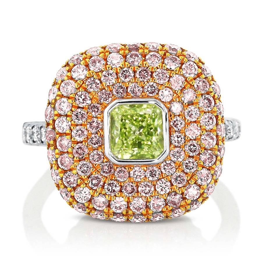 GIA Cert Fancy Intense Yellowish Green Diamond Pink Diamond White Diamond Ring In New Condition For Sale In San Francisco, CA