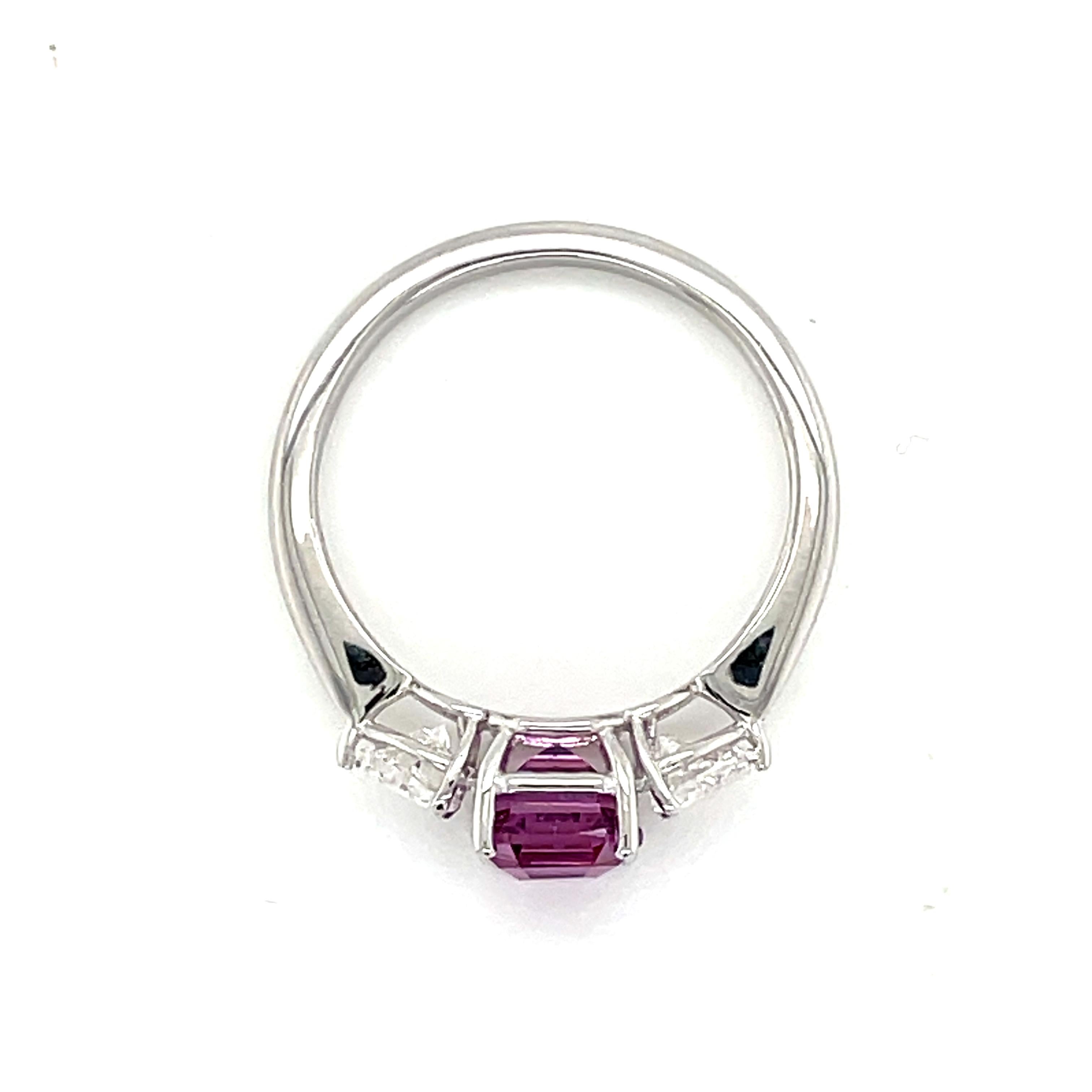 GIA Cert No Heat Purplish Pink Sapphire Cts 2.26 Heart Diamond Engagement Ring In New Condition For Sale In Hong Kong, HK