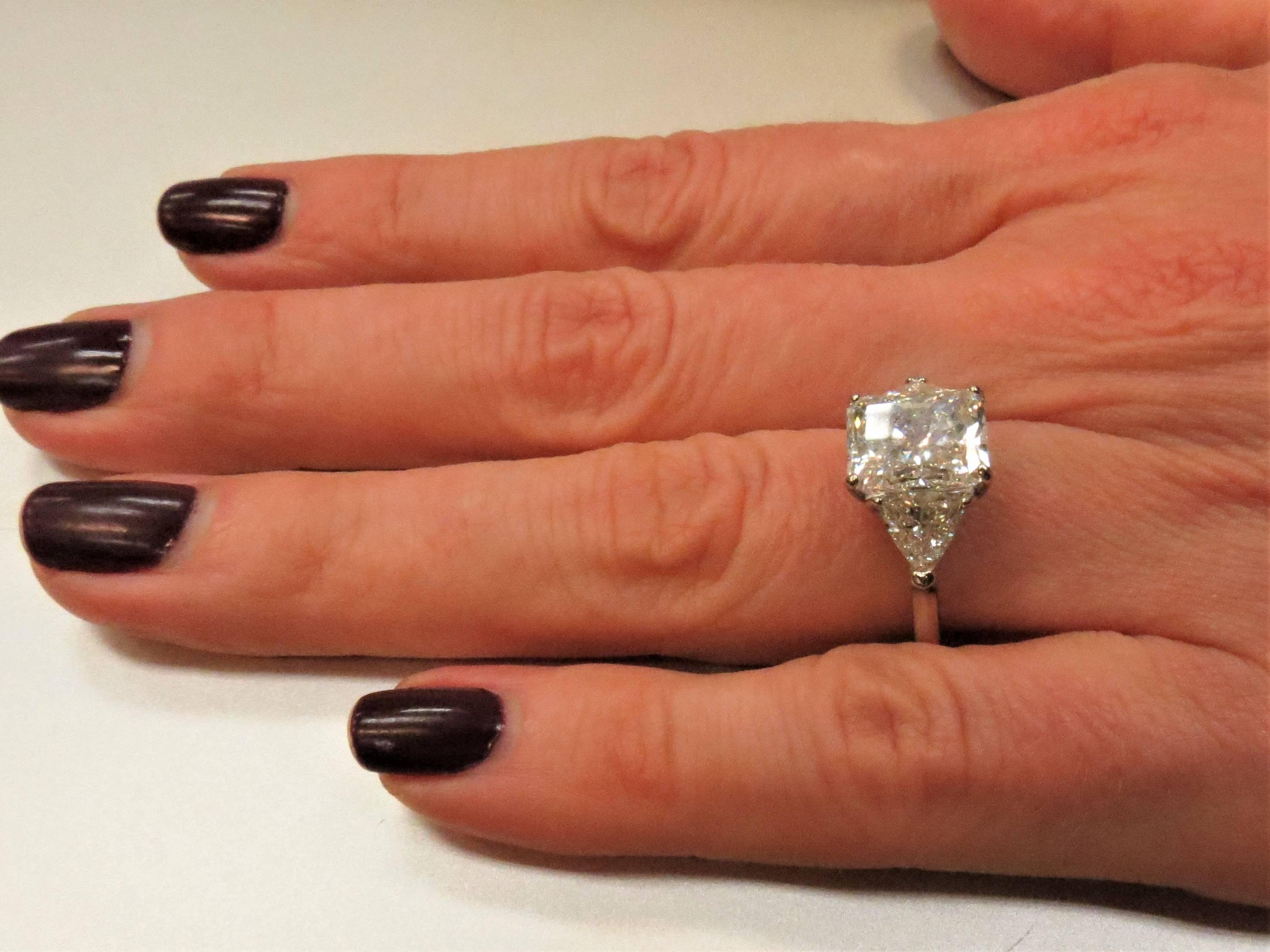GIA Cert Radiant Cut Diamond, F Color, SI1 Clarity & Trilliants in Platinum Ring In Excellent Condition In Chicago, IL