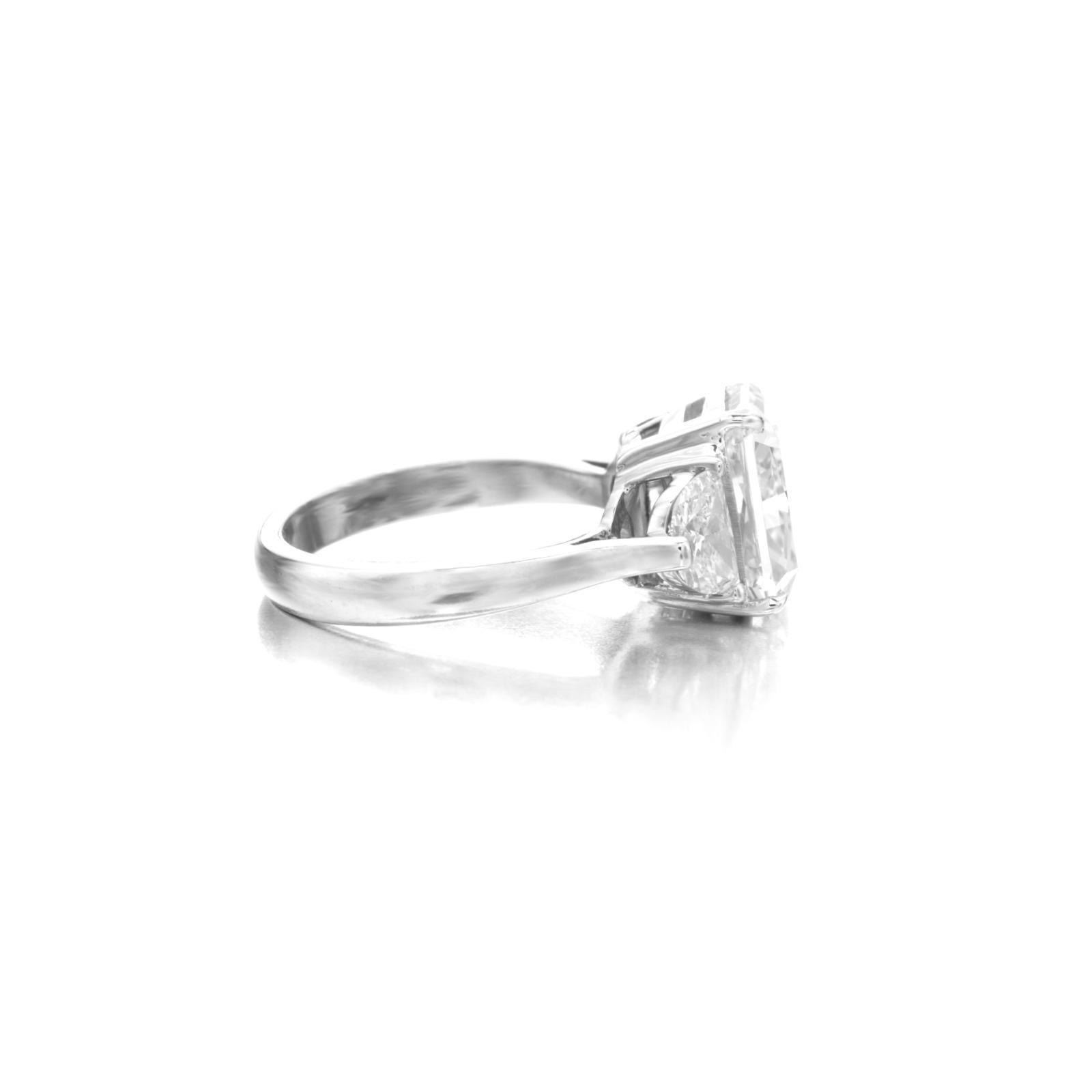 Taille radiant Bague de fiançailles en platine certifiée GIA, 4 carats, taille radiante carrée en vente